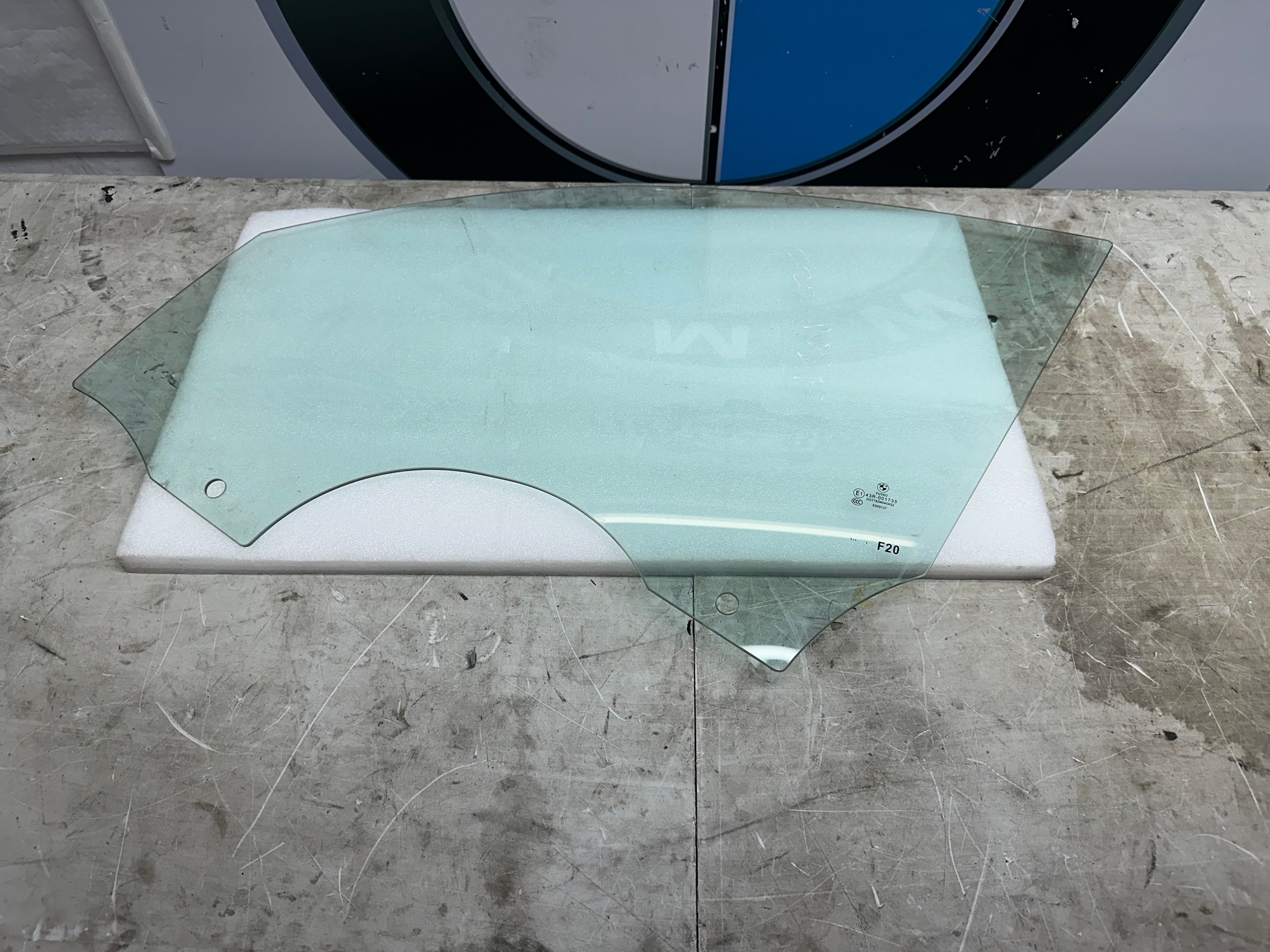 BMW 1 Series F20 Left Front Door Glass – 2011–2019