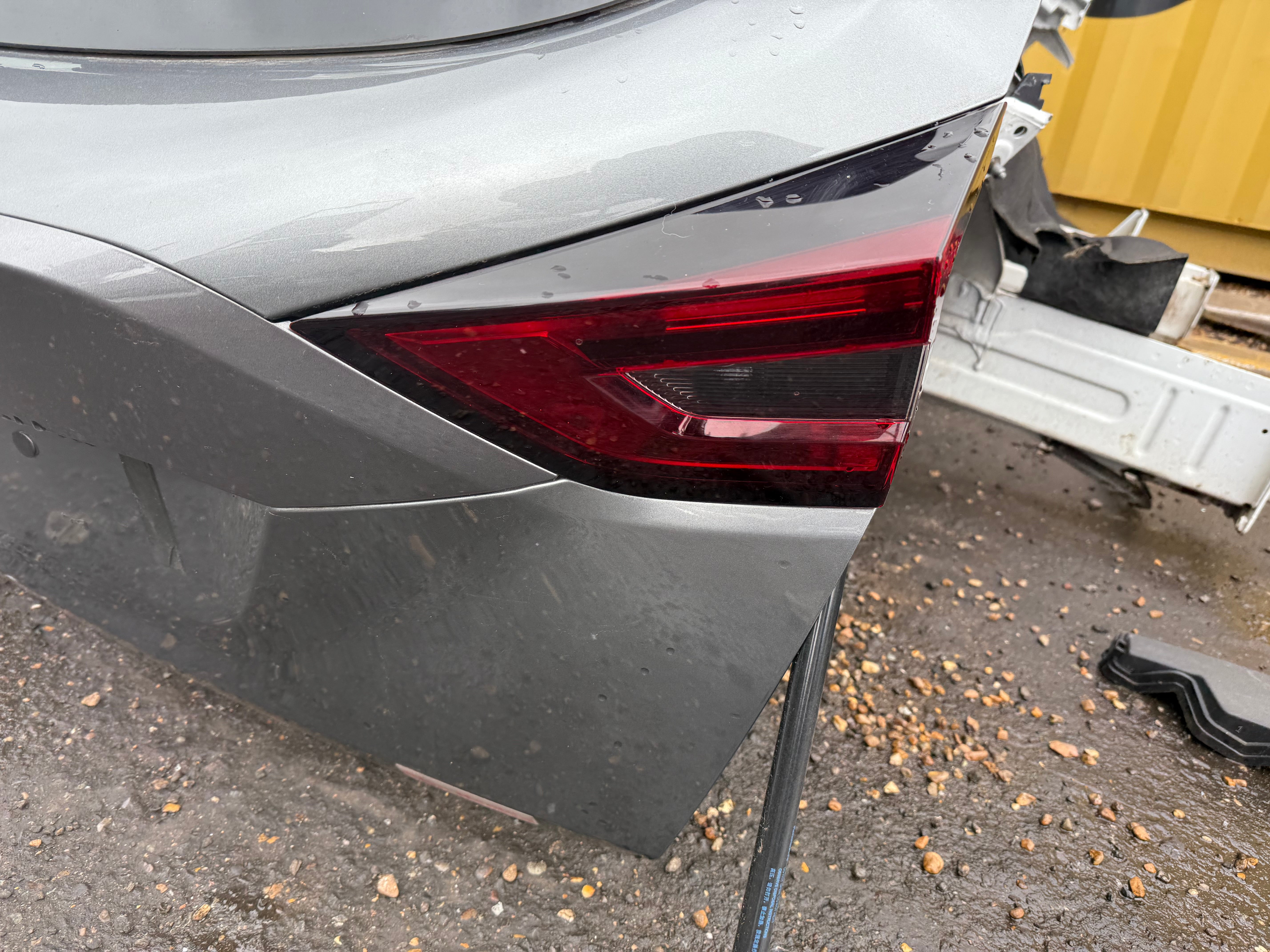 Nissan Juke 2022 Complete Tailgate