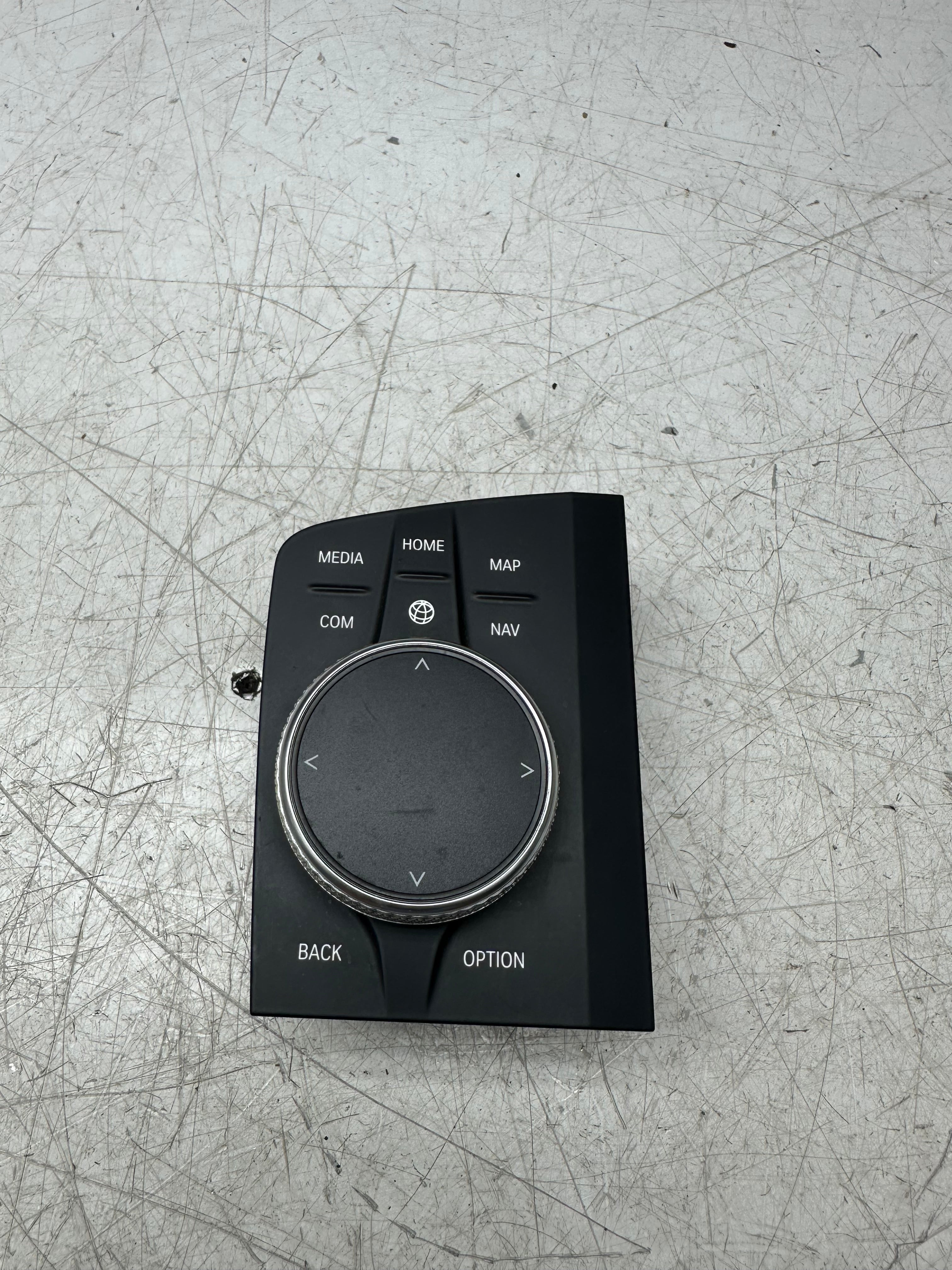BMW 1 Series F40 Menu Navigation Switch 65829423197 – 2019–2024