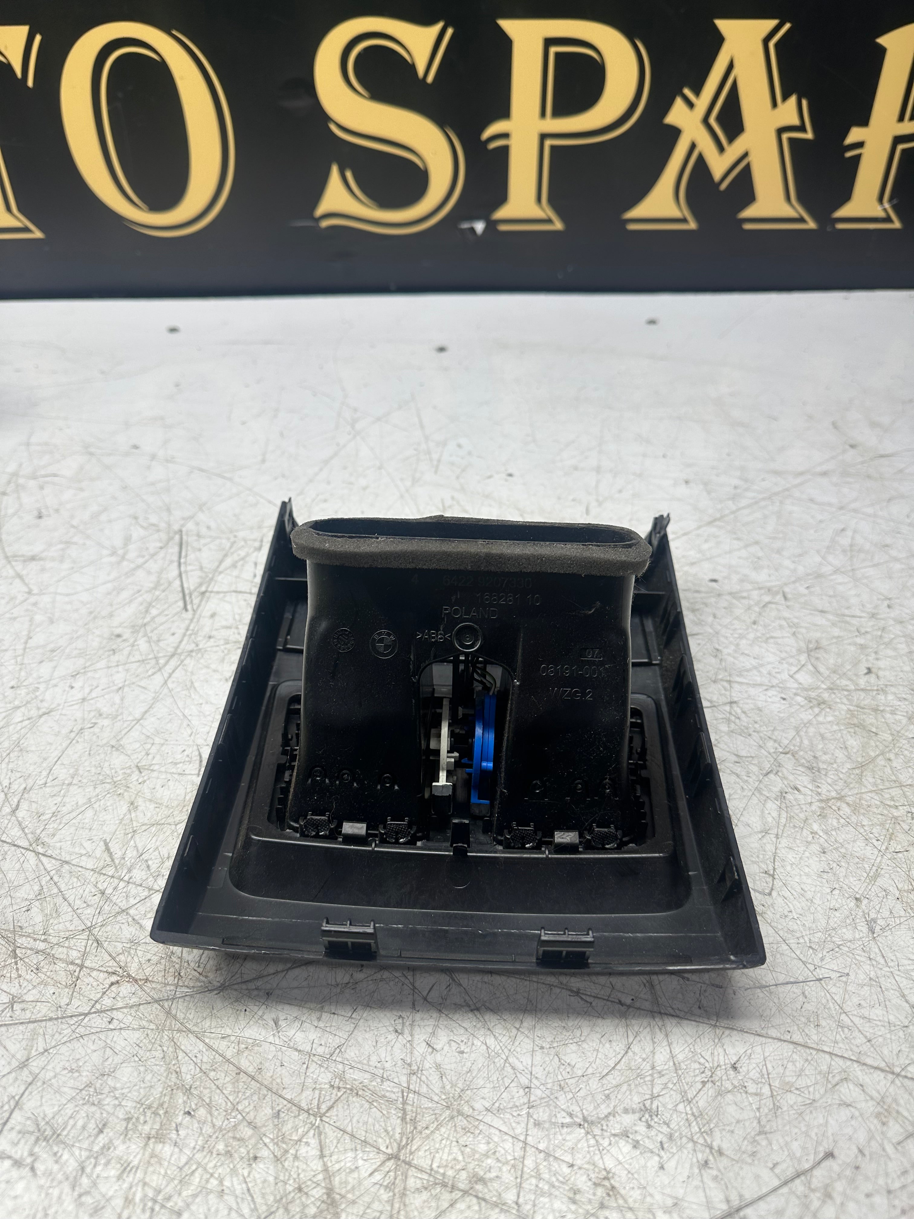 BMW 2 Series F22 / F87 M235i Centre Console Rear Trim with Vents (2014–2020) (9227886)