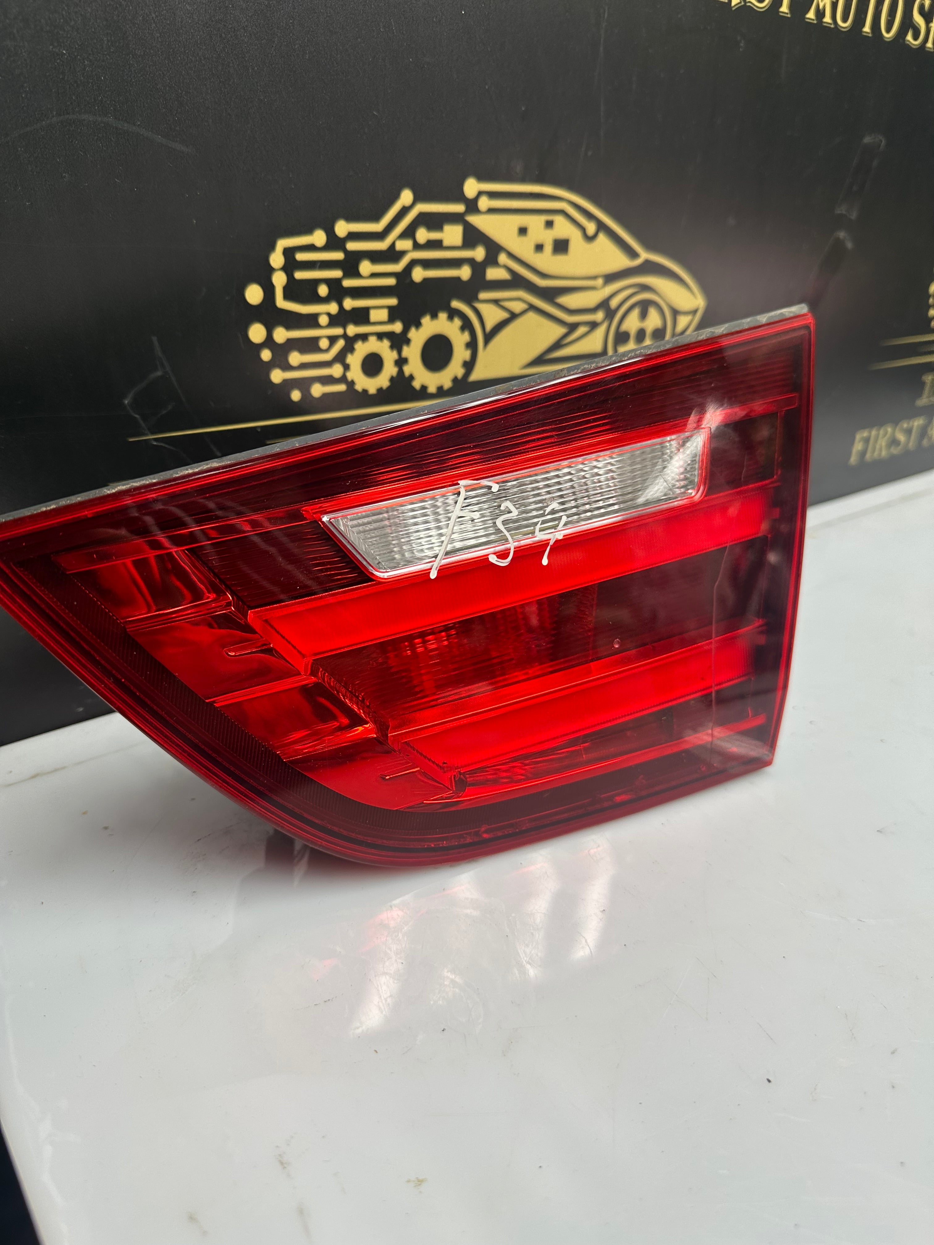 BMW 3 Series F34 Gran Turismo Interior Rear Right Light – 618874R