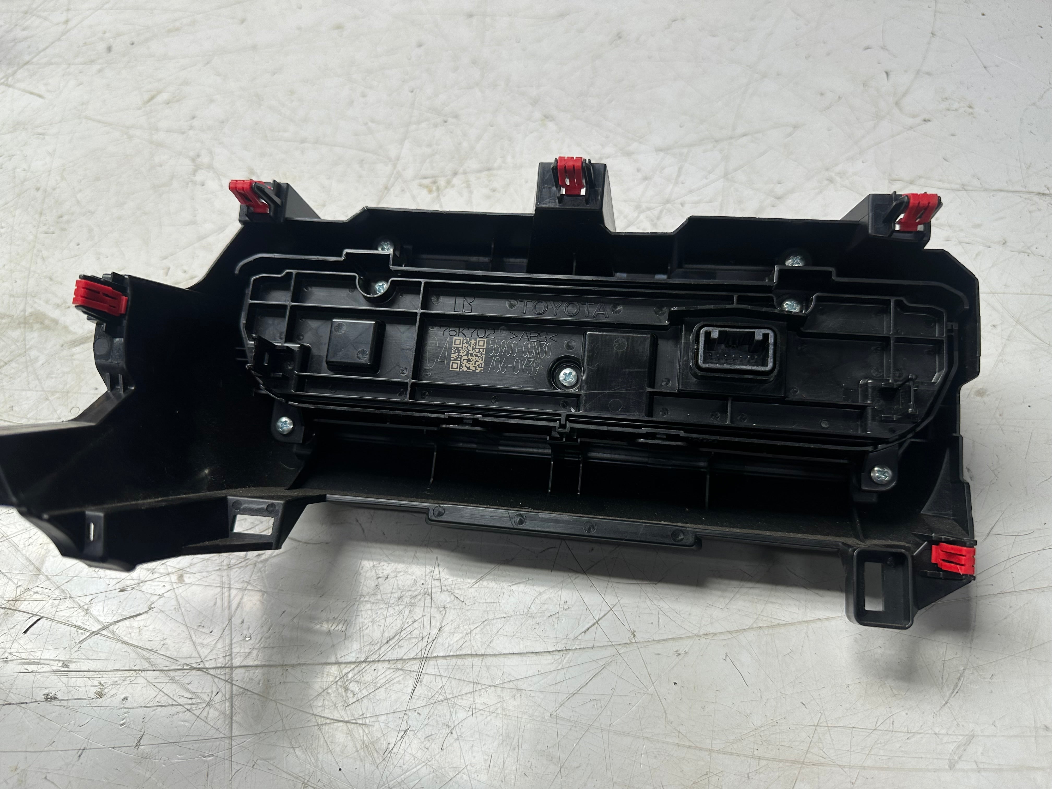 Toyota Yaris 2020-Onward Heater Control Panel (55900-0DN30706-OY39)