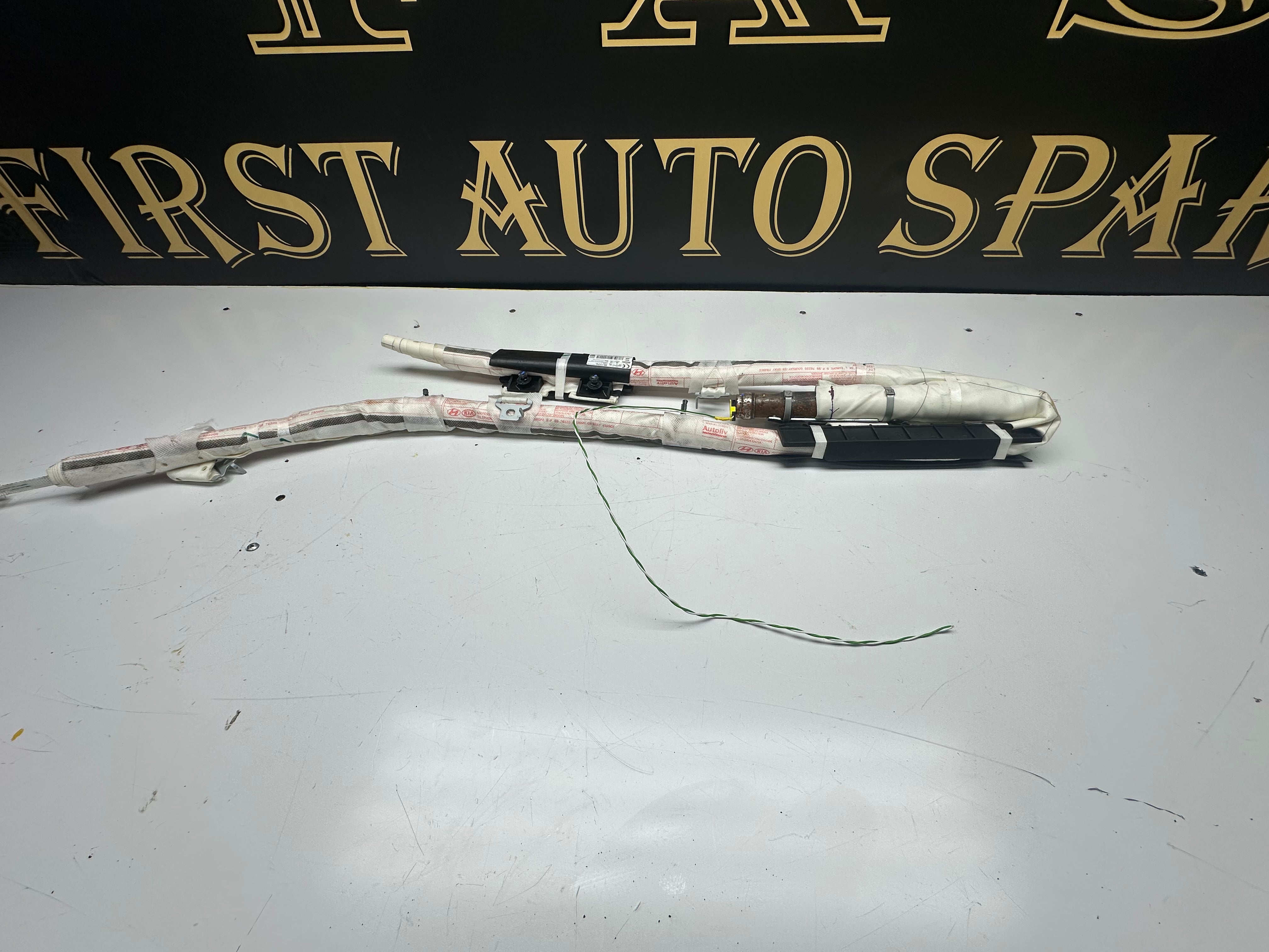 Hyundai i10 & Kia 2016 Right Curtain Airbag Mk2 (85020-89000)