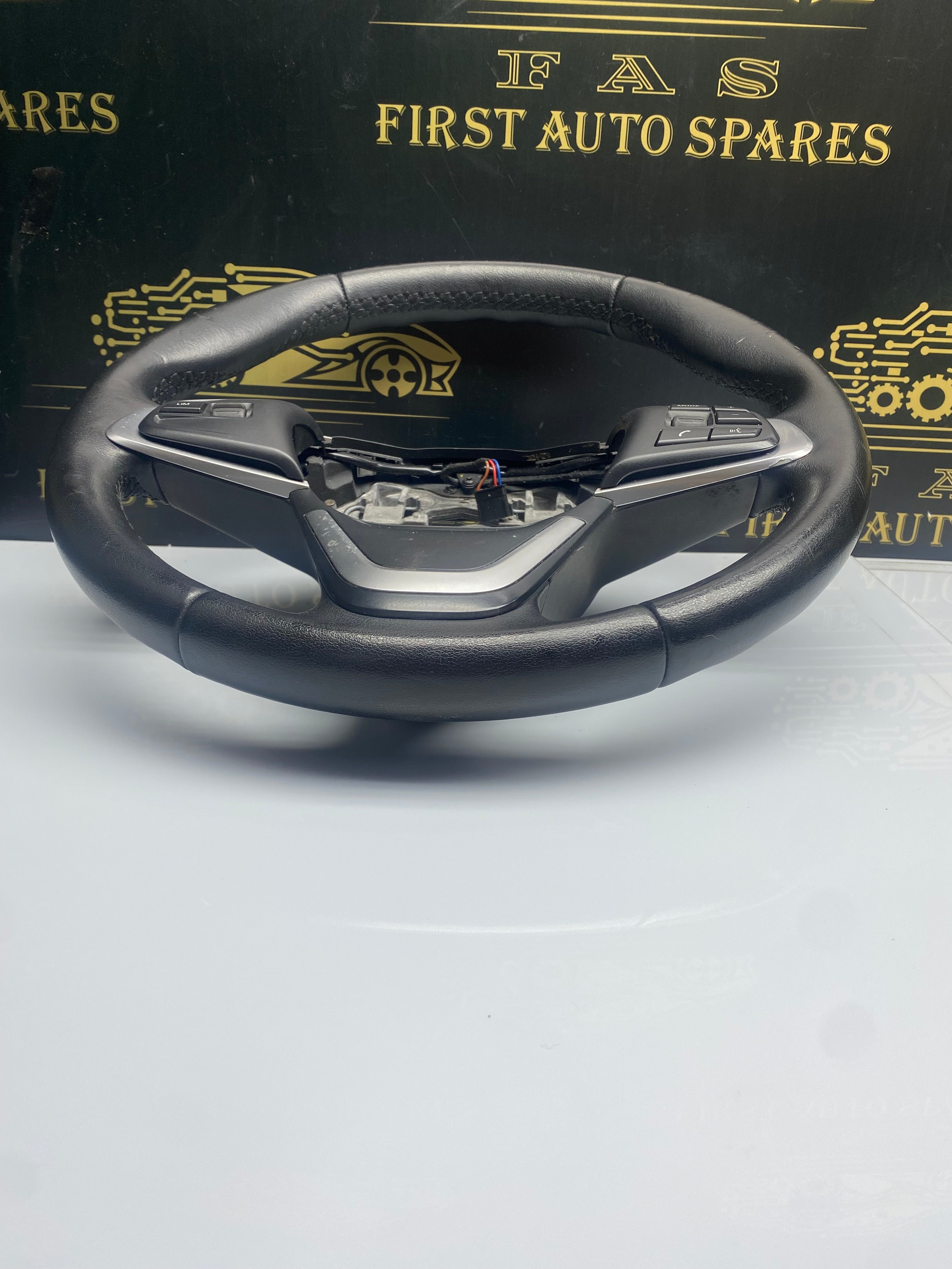 BMW X1 F48 Multifunction Steering Wheel – 2015–2022 (308626499AWX-AD)