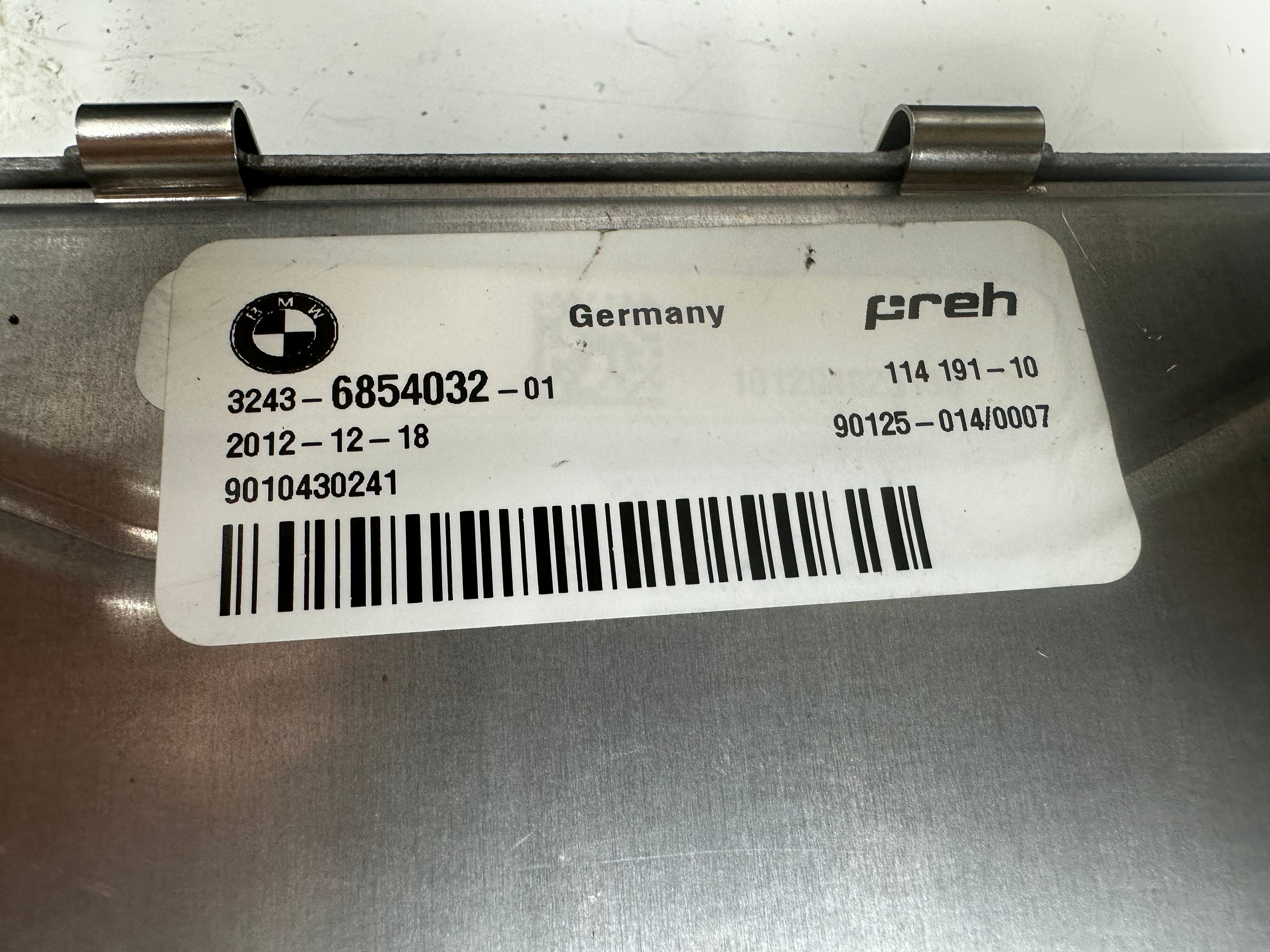 BMW 6 Series F12 Control Unit Computer (3243-6854032-01) (6854032)