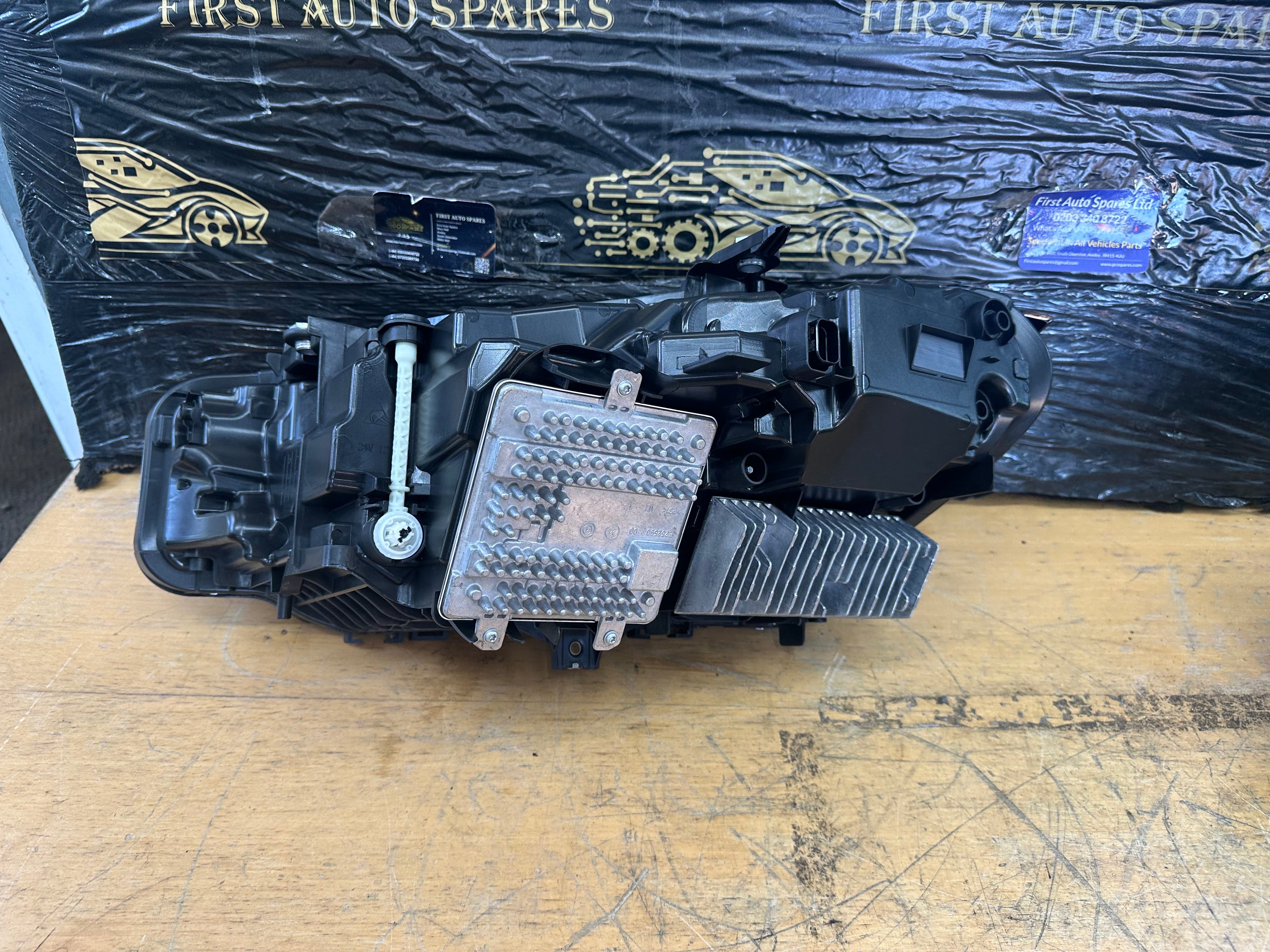 BMW 3 Series 2023-2025 Complete LCI LED Right Driver Side Headlight (7886662-05)