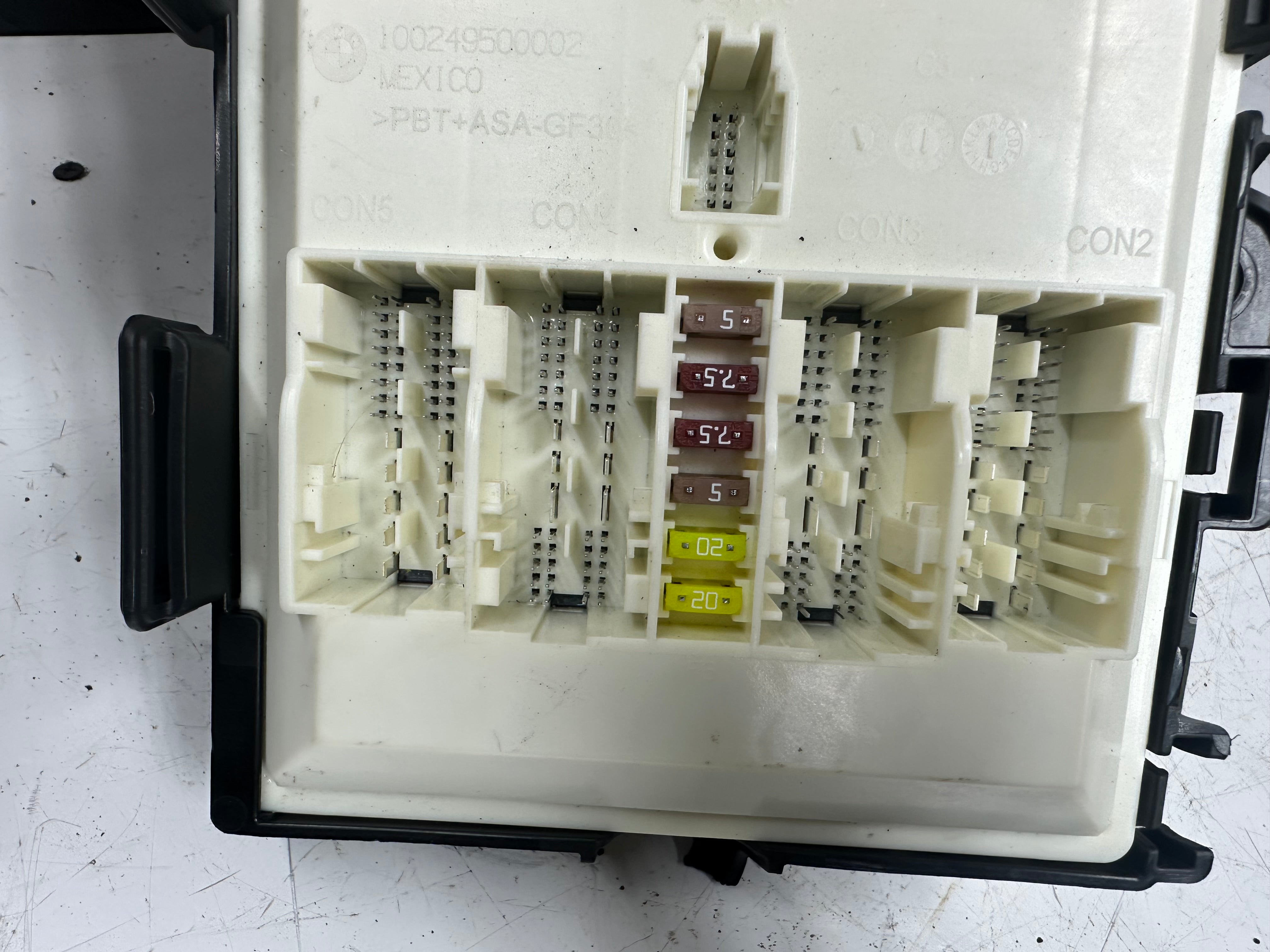BMW 3 Series G20 G21 Body Domain Controller Control Unit Module (61.35-5B31355-01)