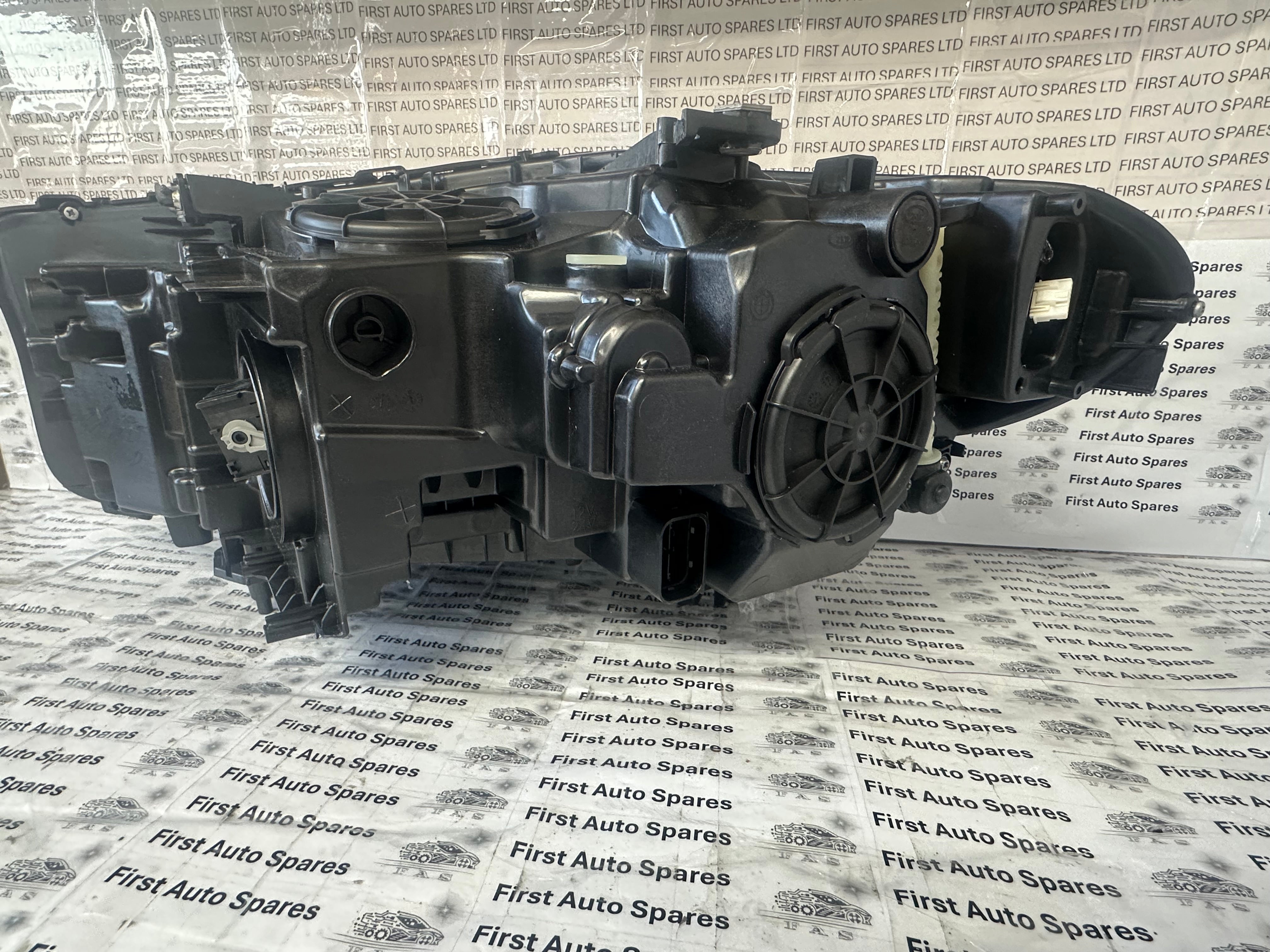 BMW 5 Series Adaptive LED Right Headlight G30 G31 F90 (7214962-02)
