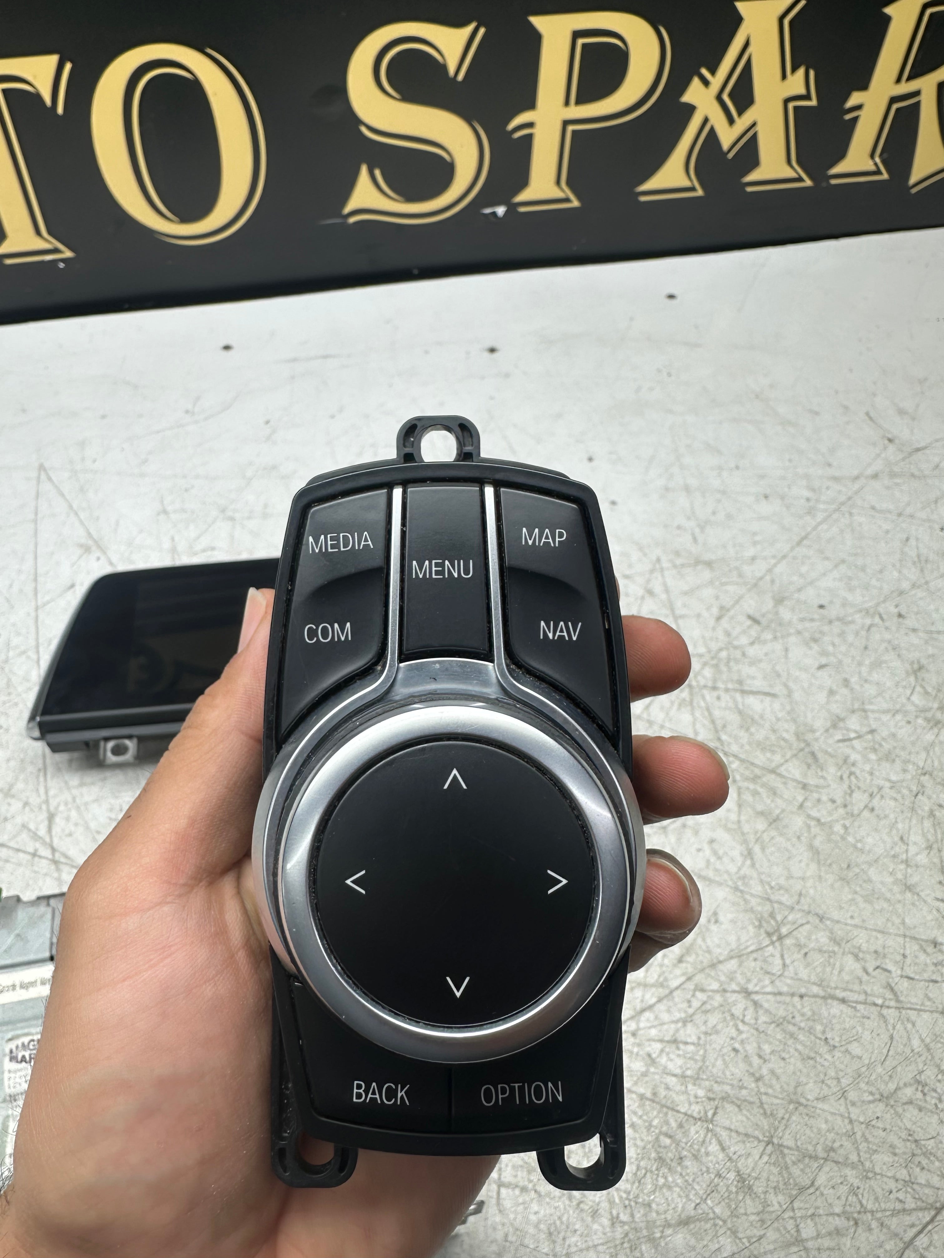 BMW 2 Series Gran Tourer F46 Display Kit / iDrive Controller 9139899 / 9490067 / 8803368