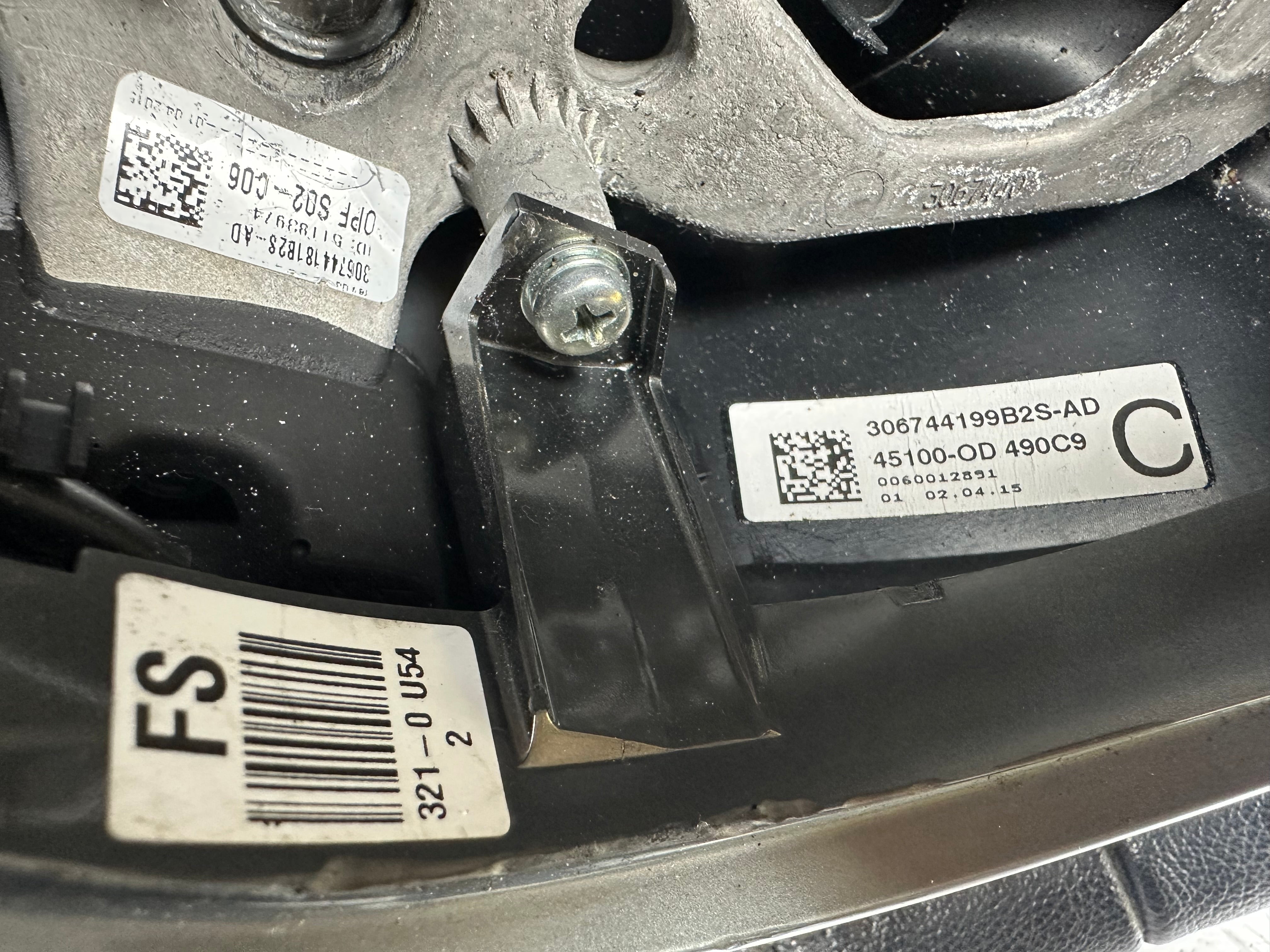 Toyota Yaris Steering Wheel (306744199B2S-AD) (45100-OD490C9) (306744181B2S-AD)