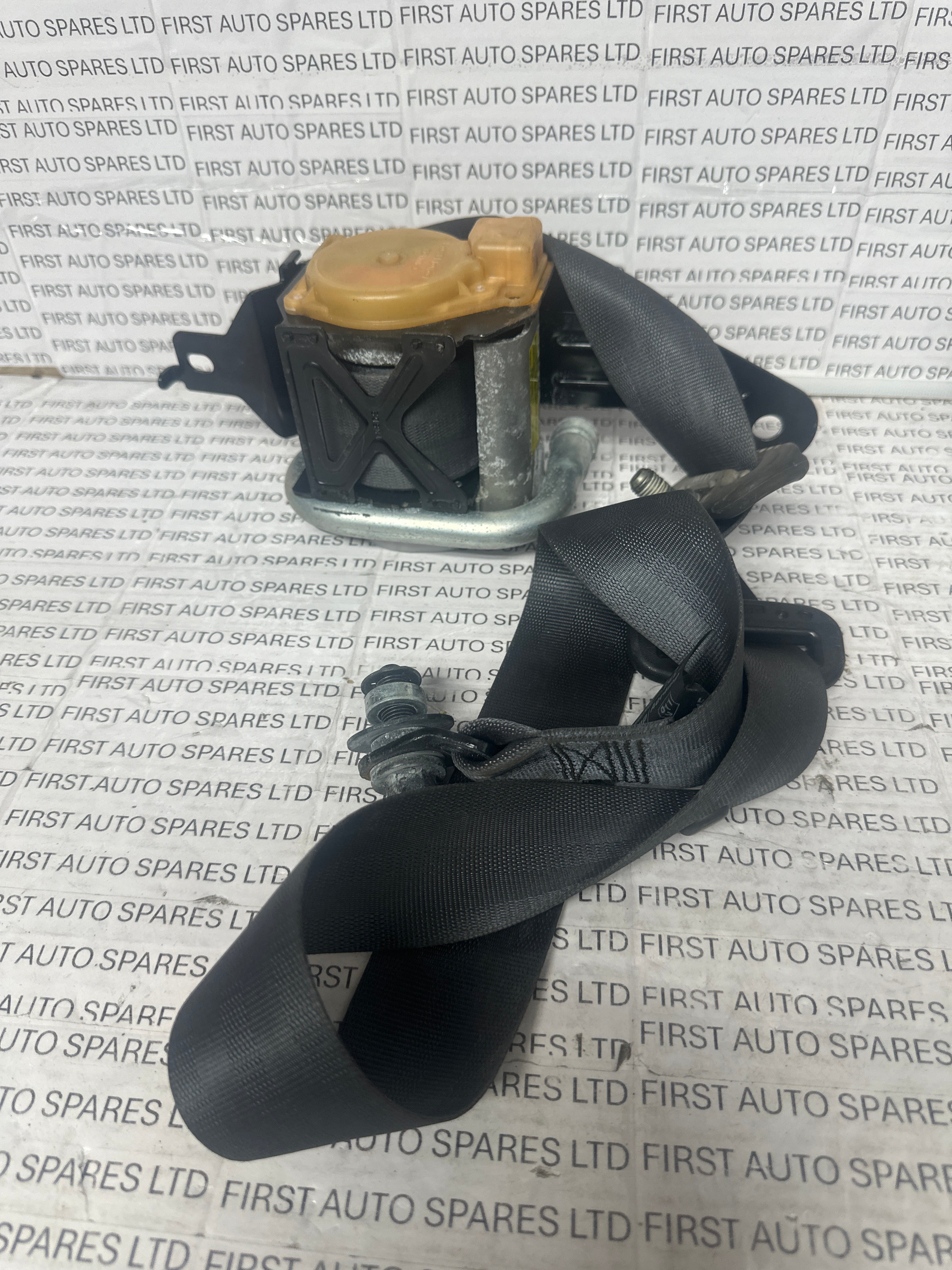 Honda Jazz 2013 Driver Side Front Seat Belt