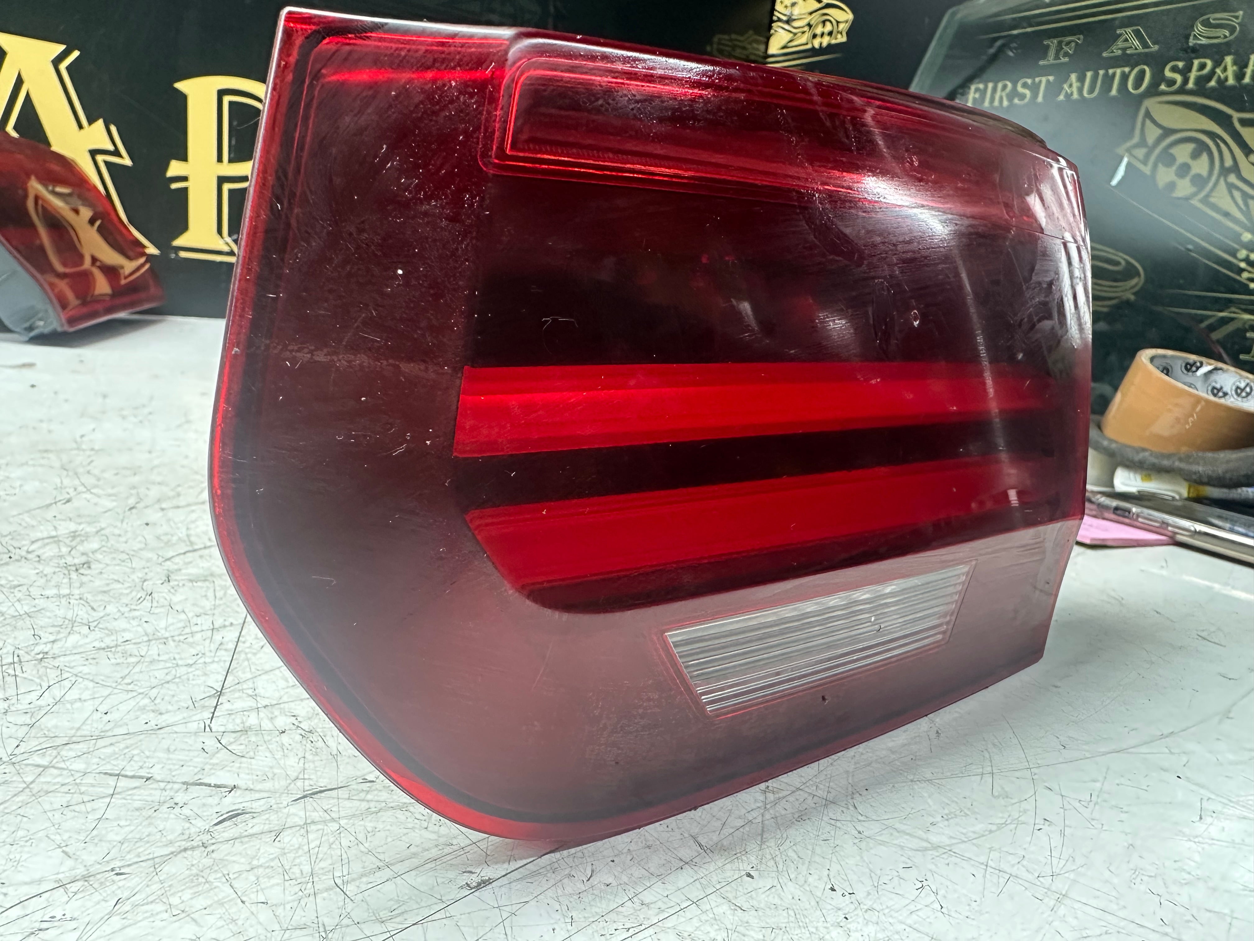 BMW 3 Series F30 Rear Right Inner Tail Light 2SD012147 – 2015–2019
