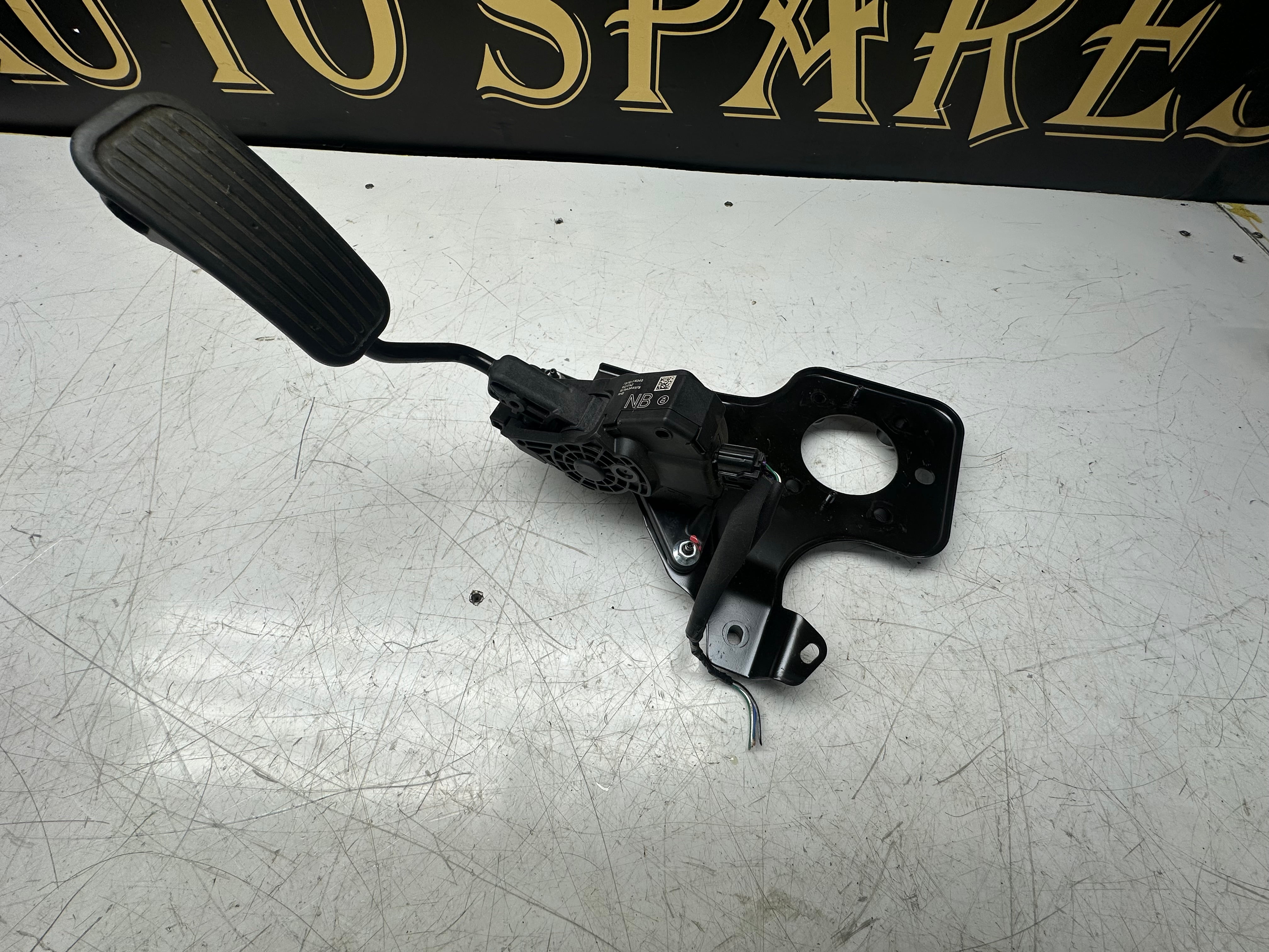 TOYOTA C-HR 2018 Accelerator Pedal (78110-F4040)