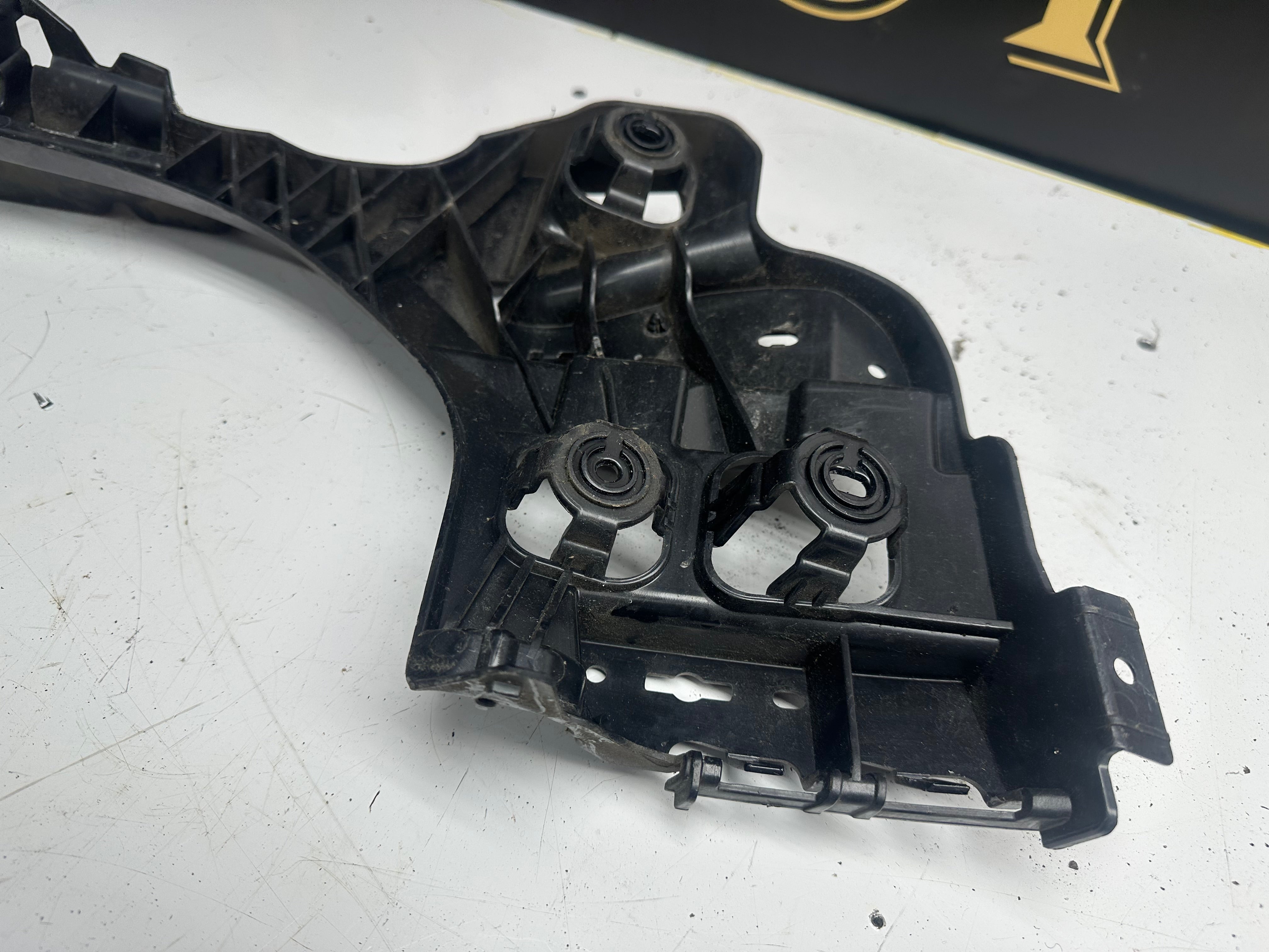 BMW 3 Series G21 Rear Bumper Bracket (158577 11 / 51127469366)