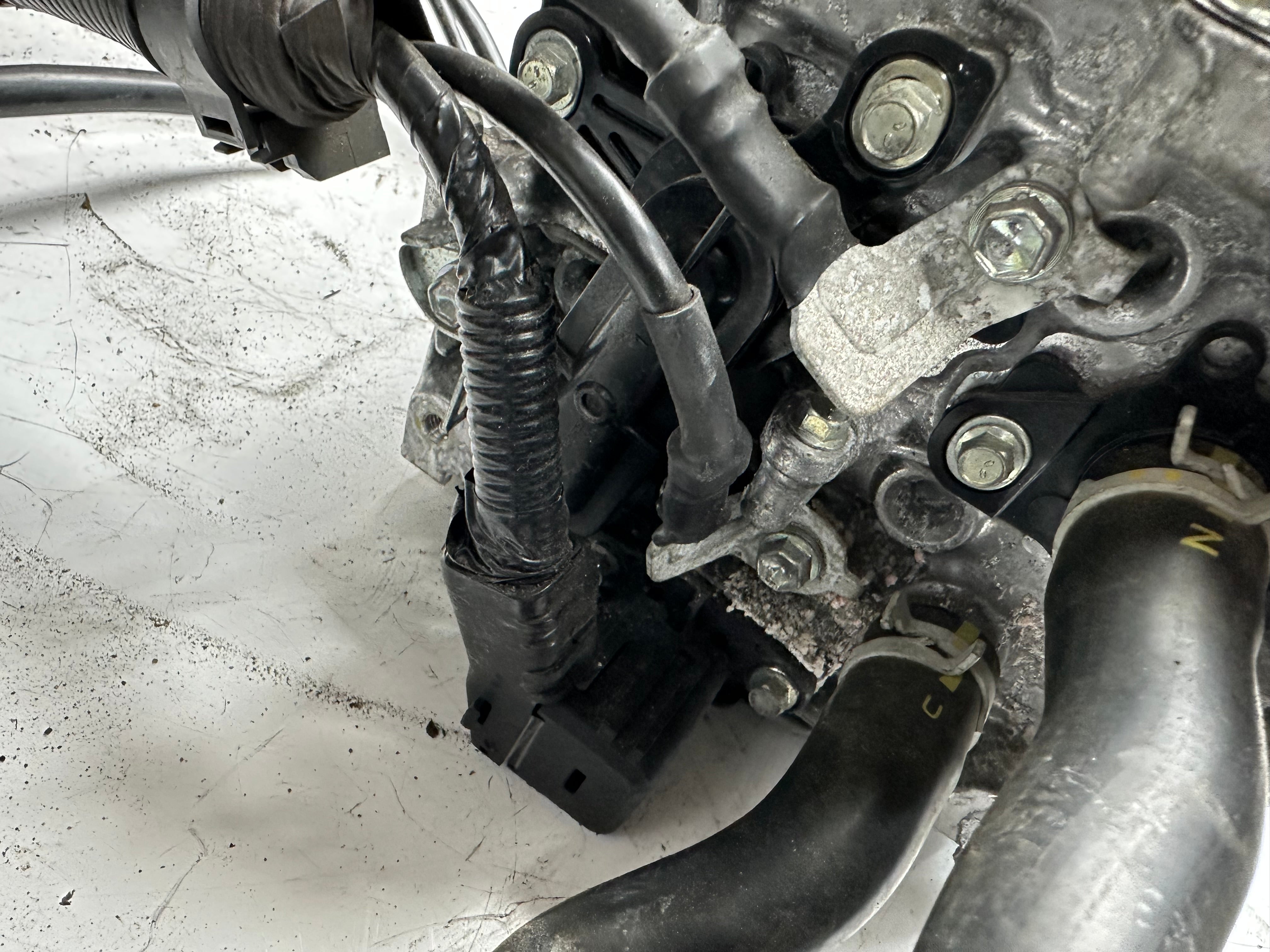 Toyota Corolla Hybrid Inverter Assy with Converter (G9200-47331) (22JTED4733122J120220)