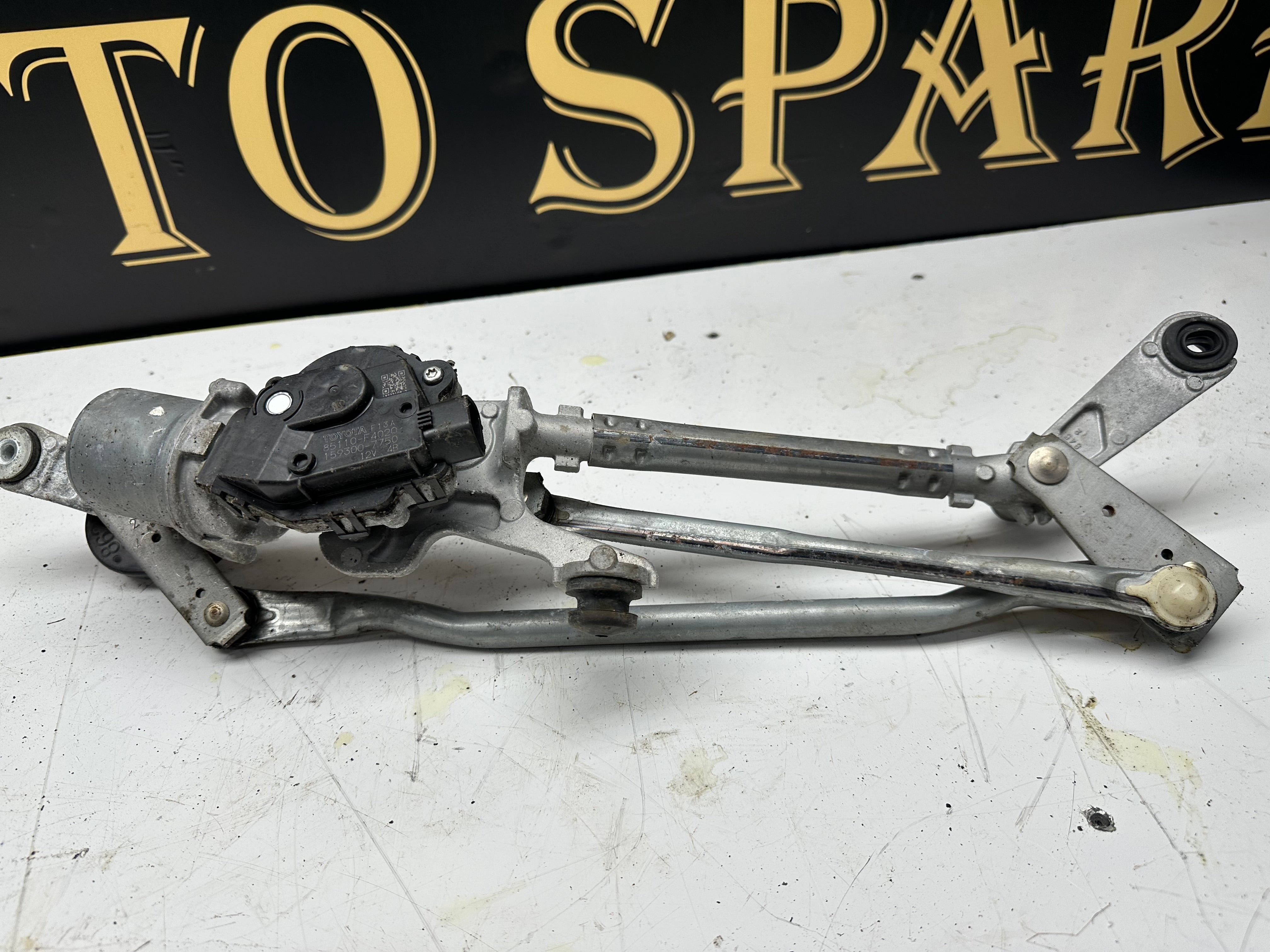 Toyota C-HR 2016-2023 Wiper Motor & Linkage (85110-F4020) (159300-7750)