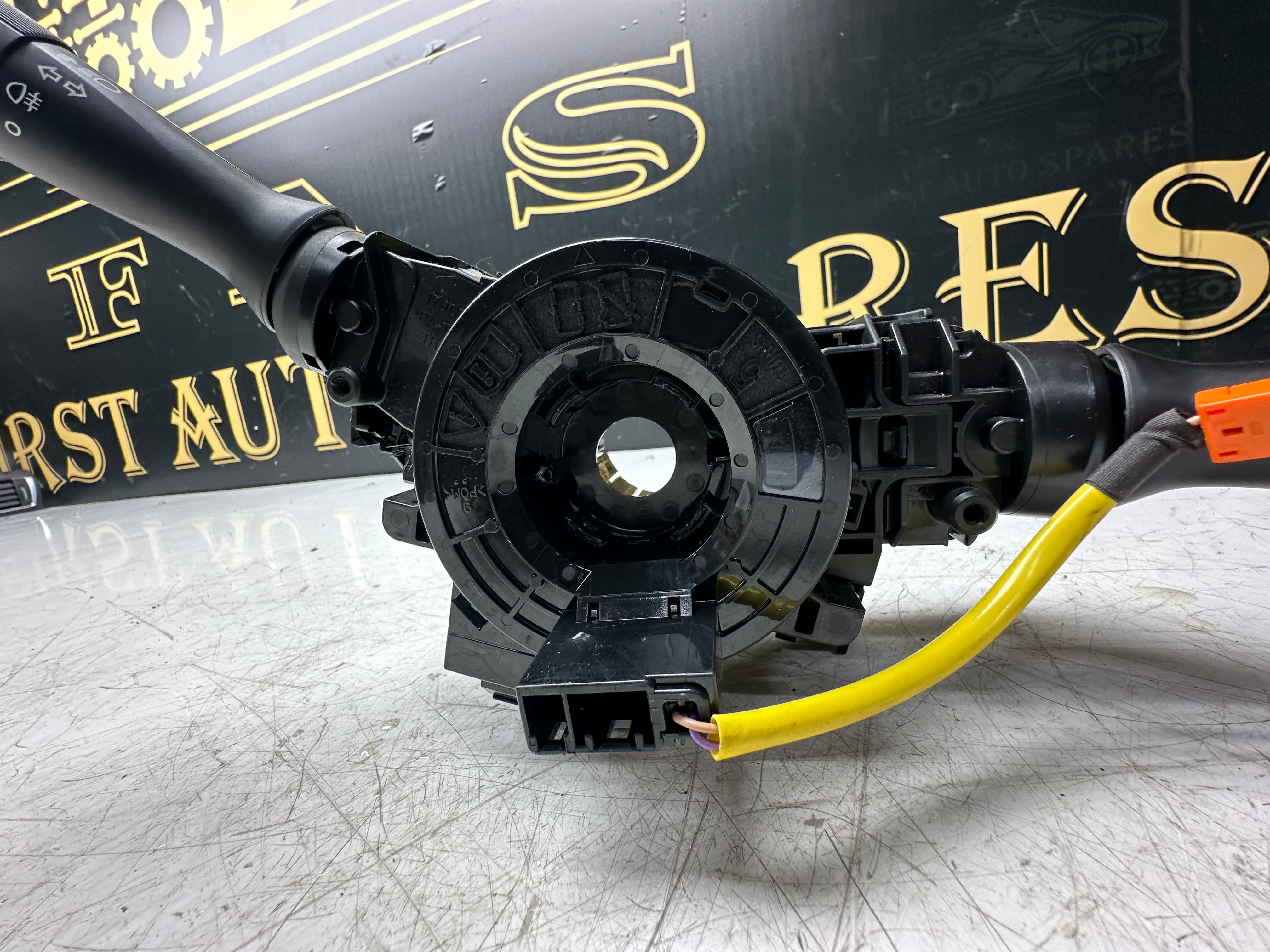 Toyota Yaris 2018 Indicator Wiper Stalk (89245-0D020)