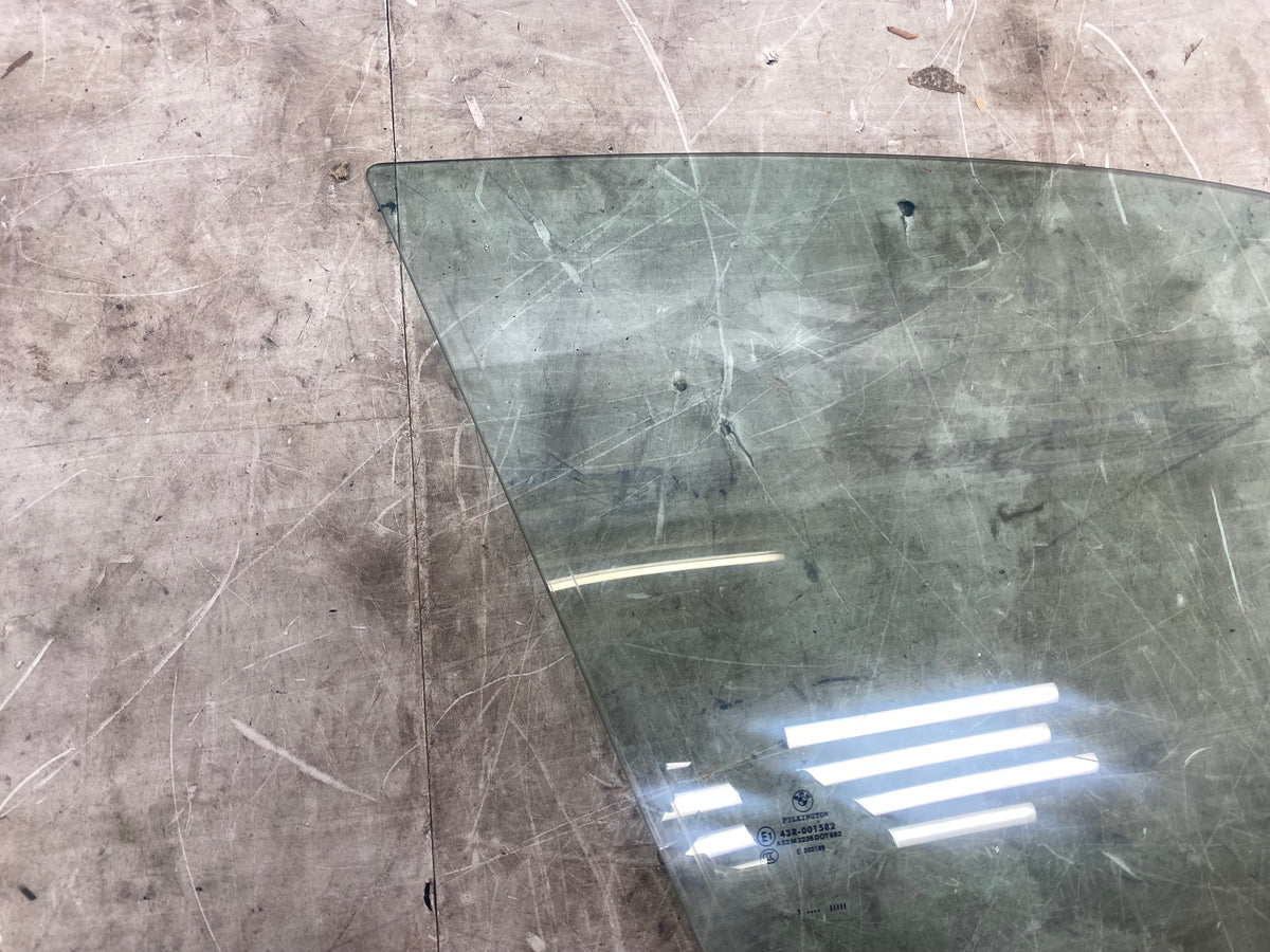 BMW 1 Series E87 Front Driver Side Window Glass 2004–2011