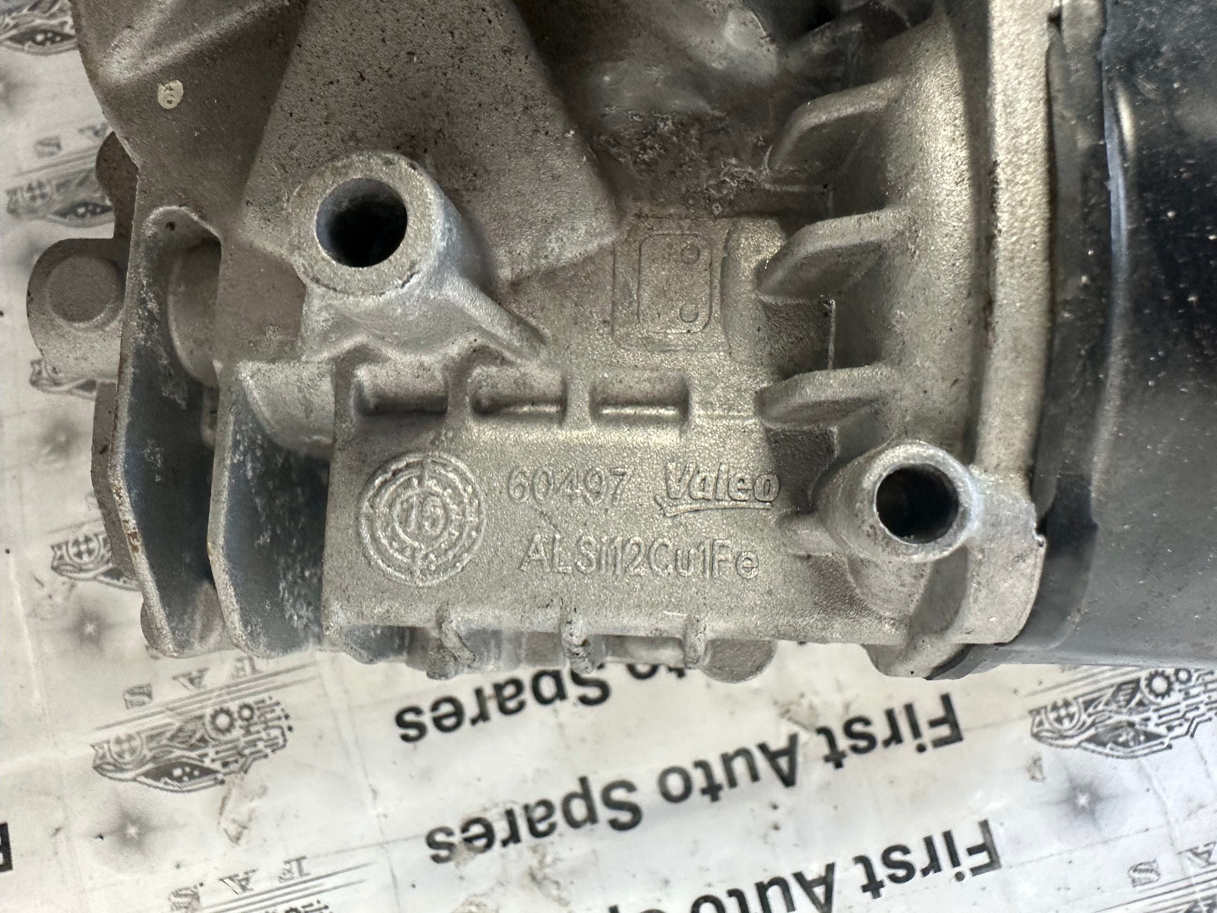 BMW 5 Series G30 G31 Front Windscreen Wiper Motor & Linkage (W000061595)