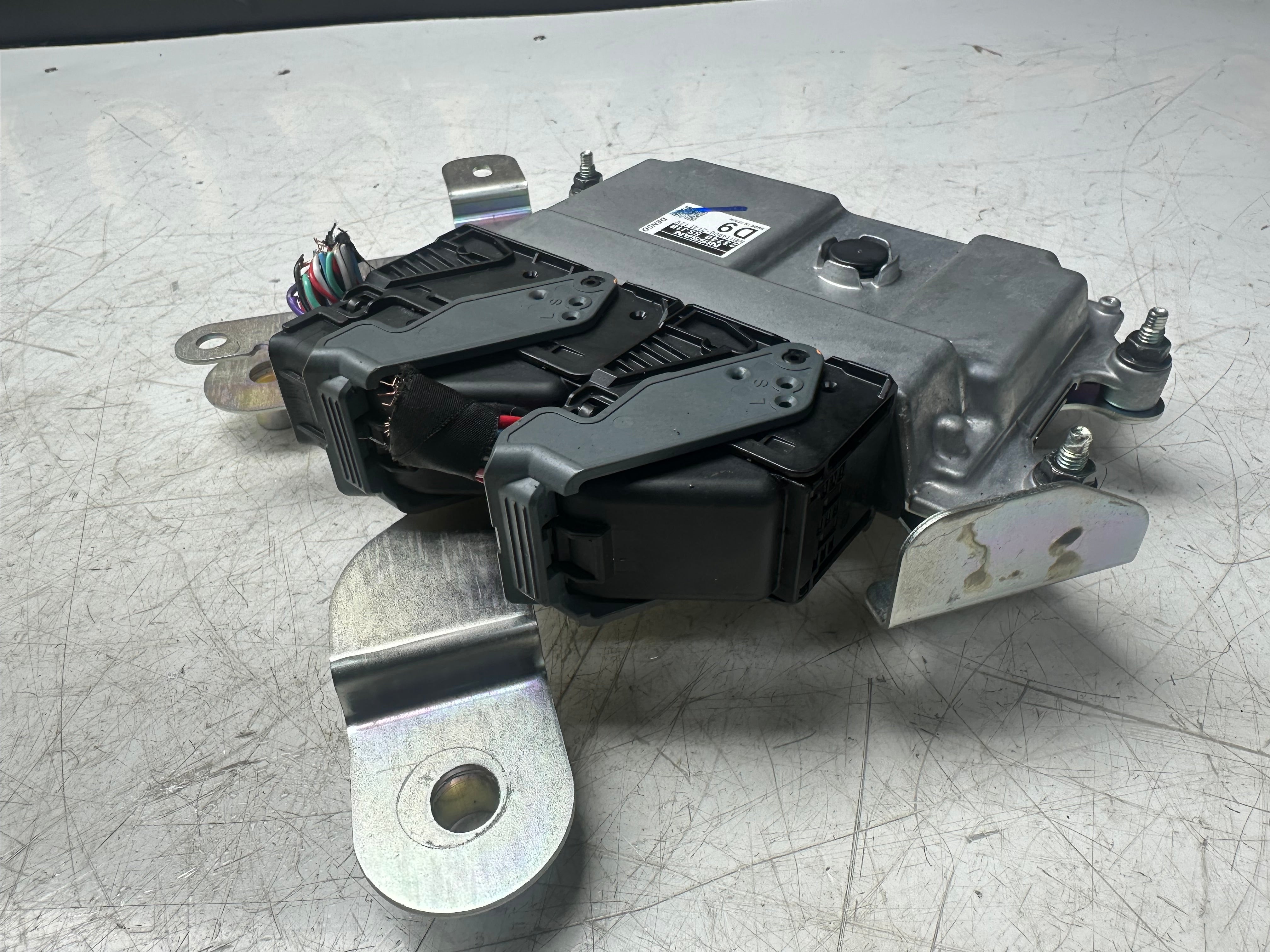 Nissan Leaf Engine Control Unit ECU (23740-5SJ1B)