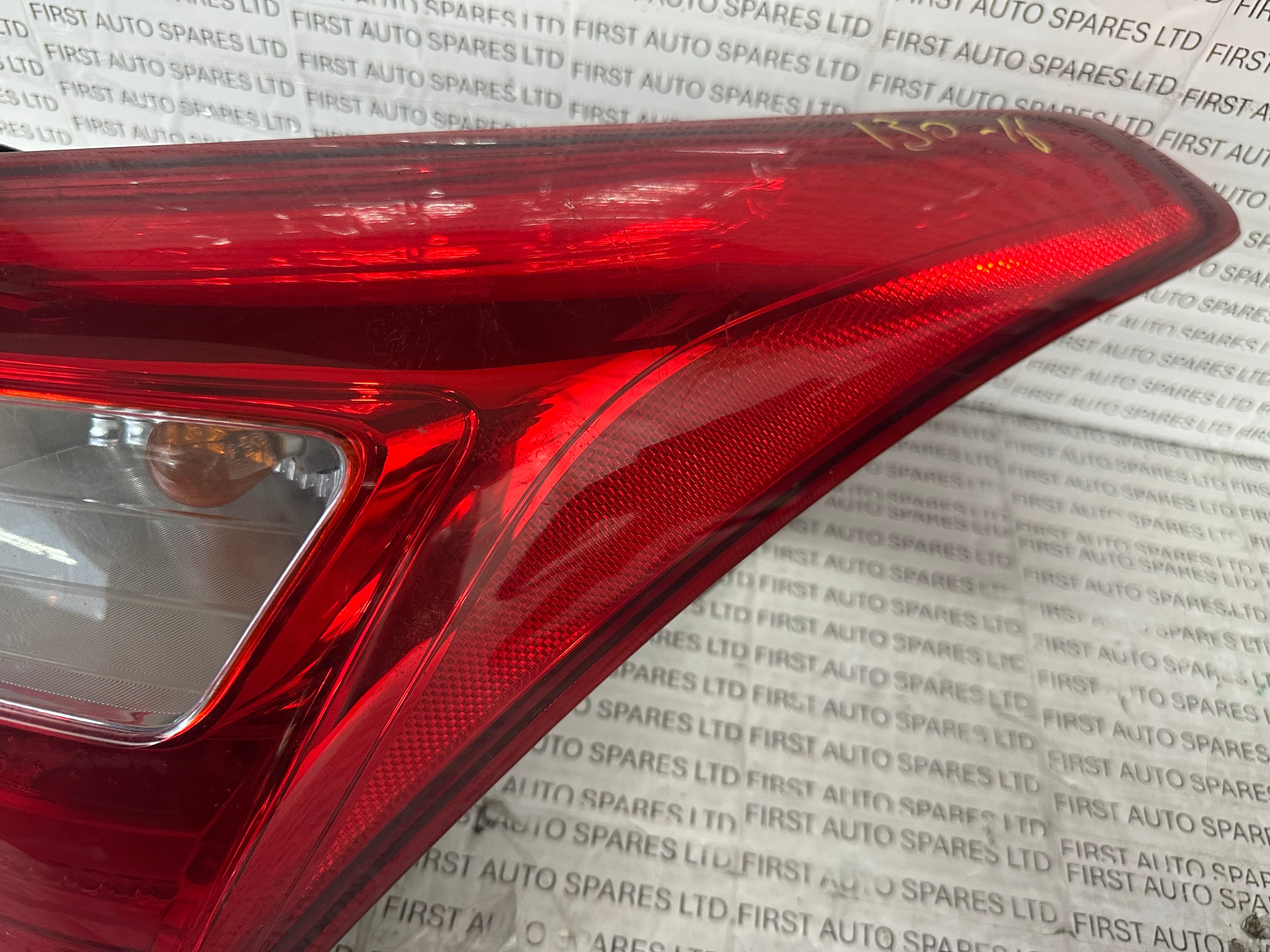 Hyundai i30 2016 MK2 Hatch Outer Right Rear Tail Light (92402-A50)