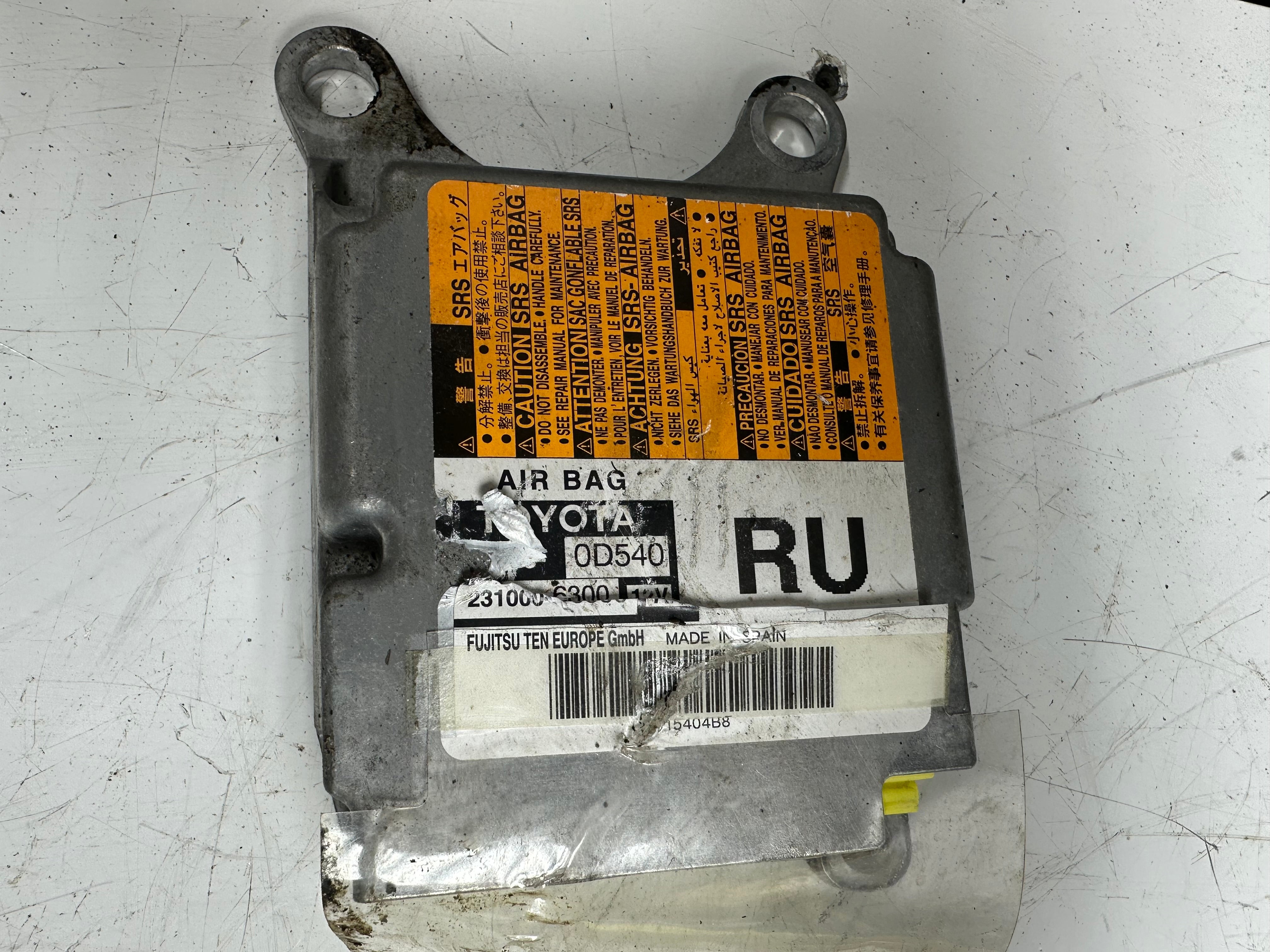 Toyota Yaris RU Airbag Restraint Control Module (231000-6300)