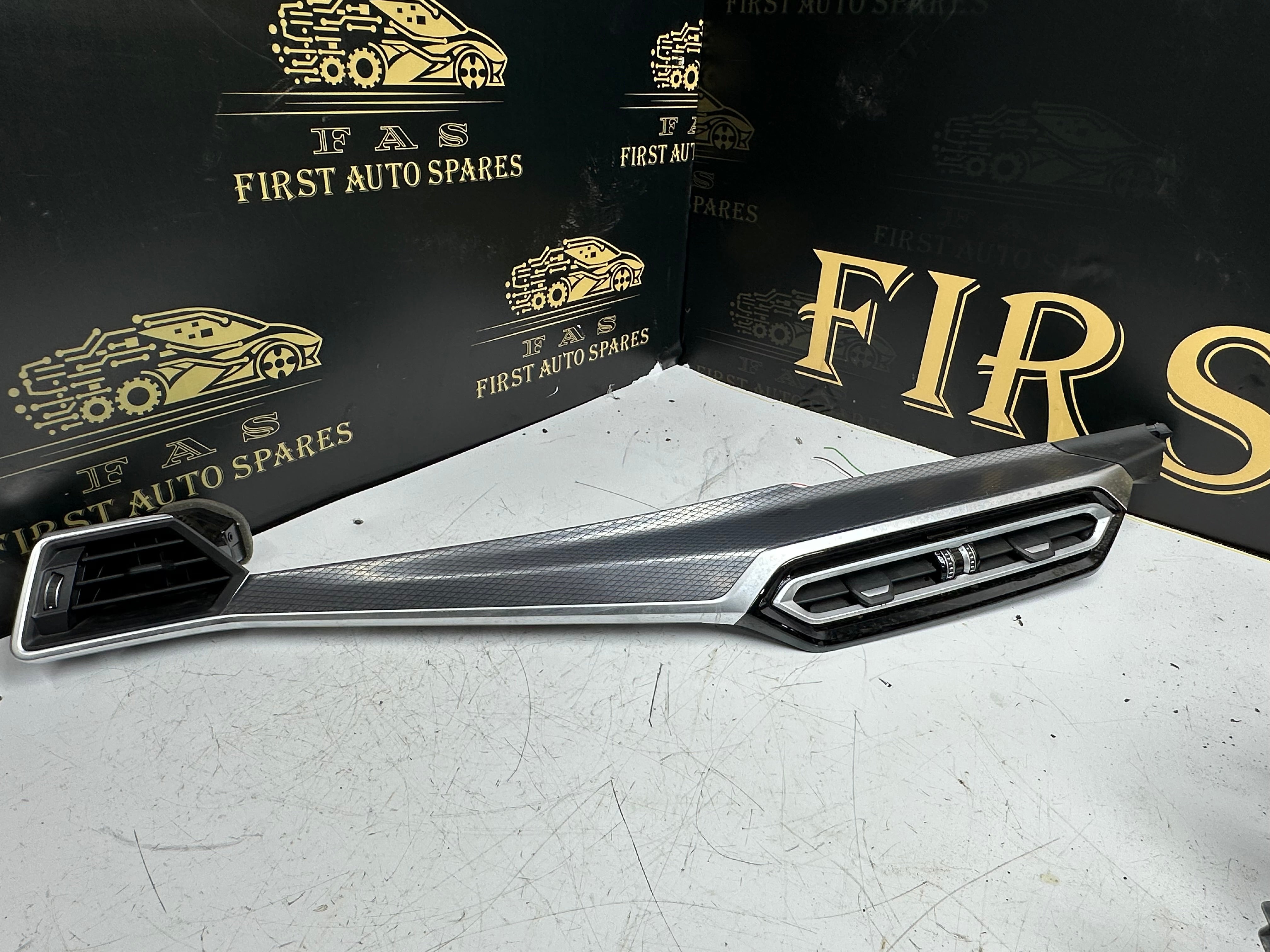 BMW 3 G20 G21 2023-24 Dashboard Glove Box Trim (9P962571809) (3036875)