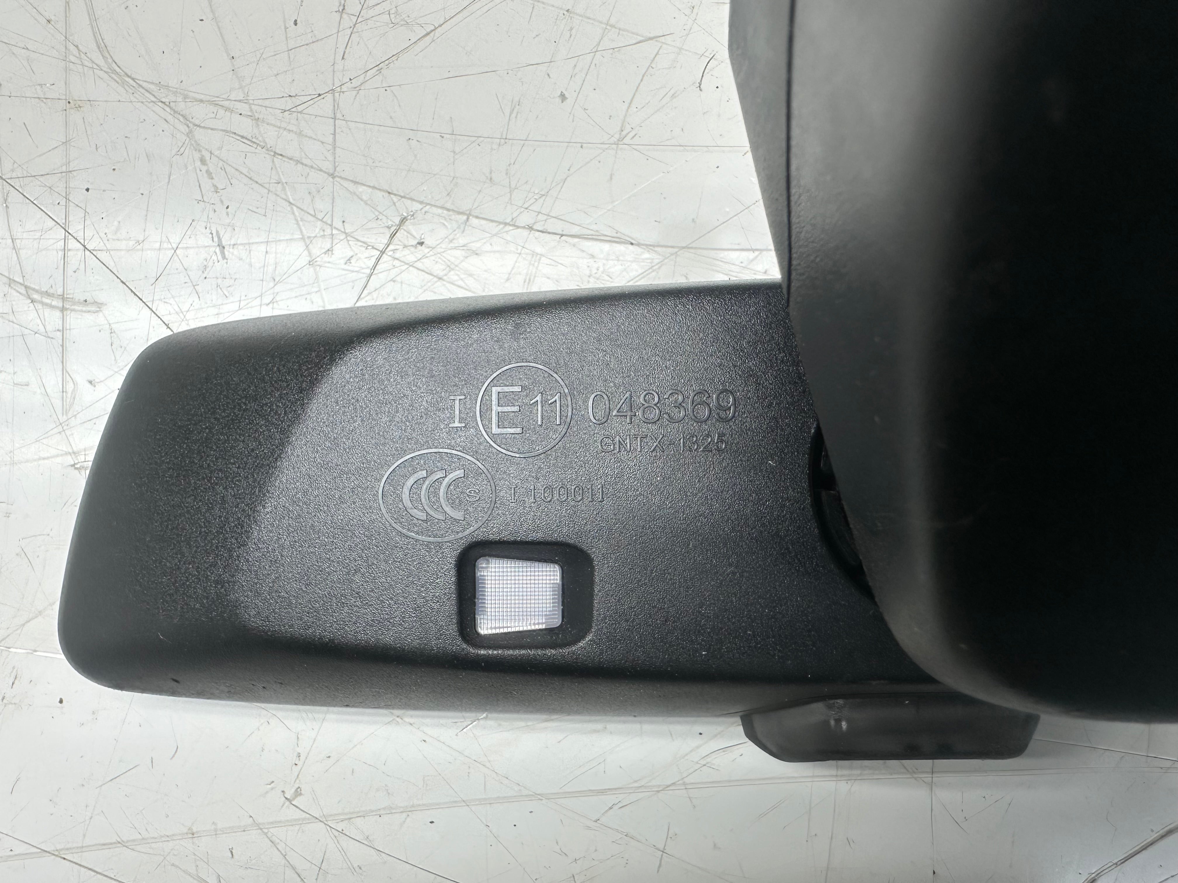 BMW 5 Series G30 G31 G32 F90 G11 G12 530E Rear View Mirror (6822492-01)