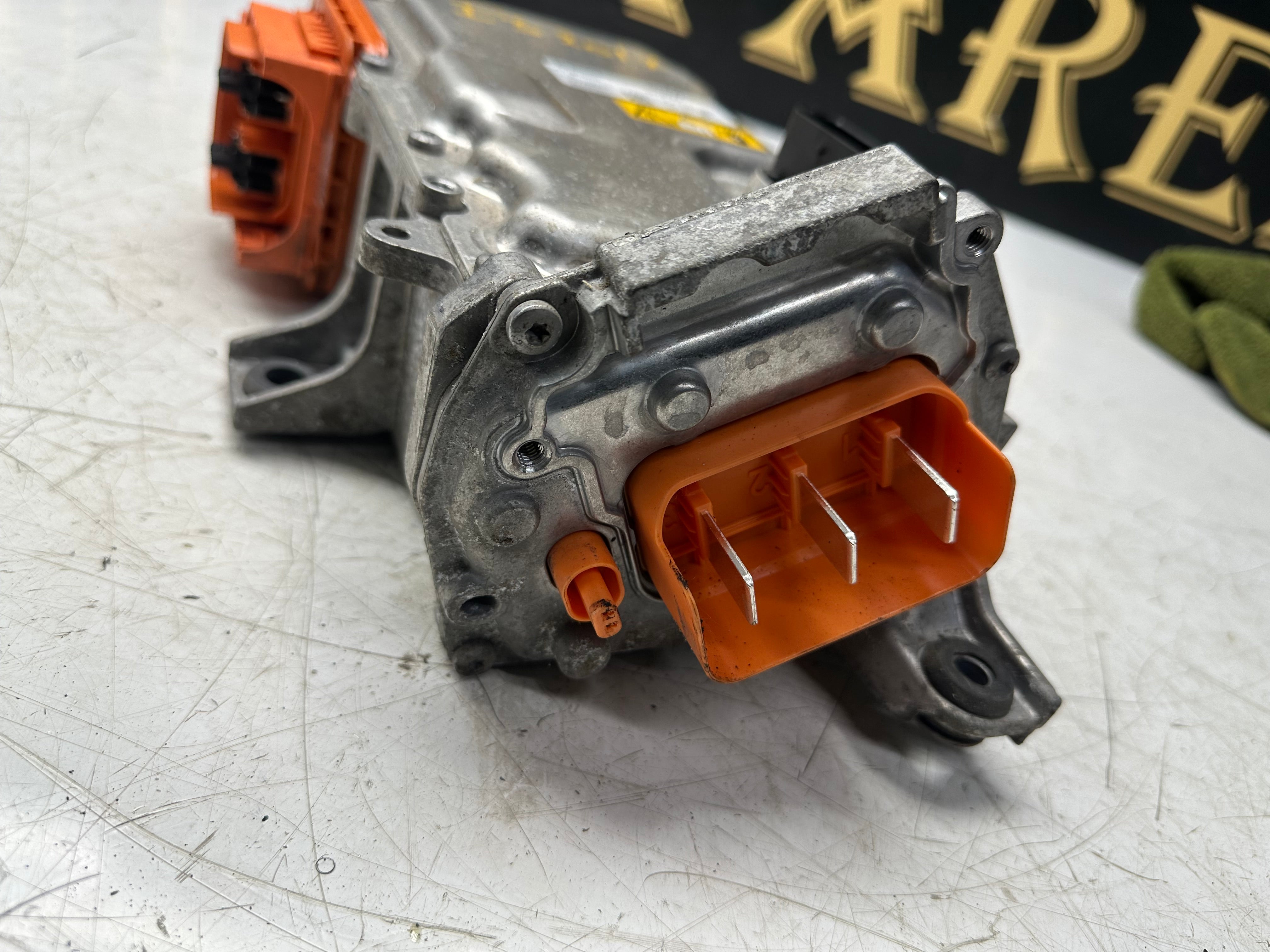 BMW i3 I01 2017 0.6 Hybrid Inverter Converter (8662295) (1274486116-05)