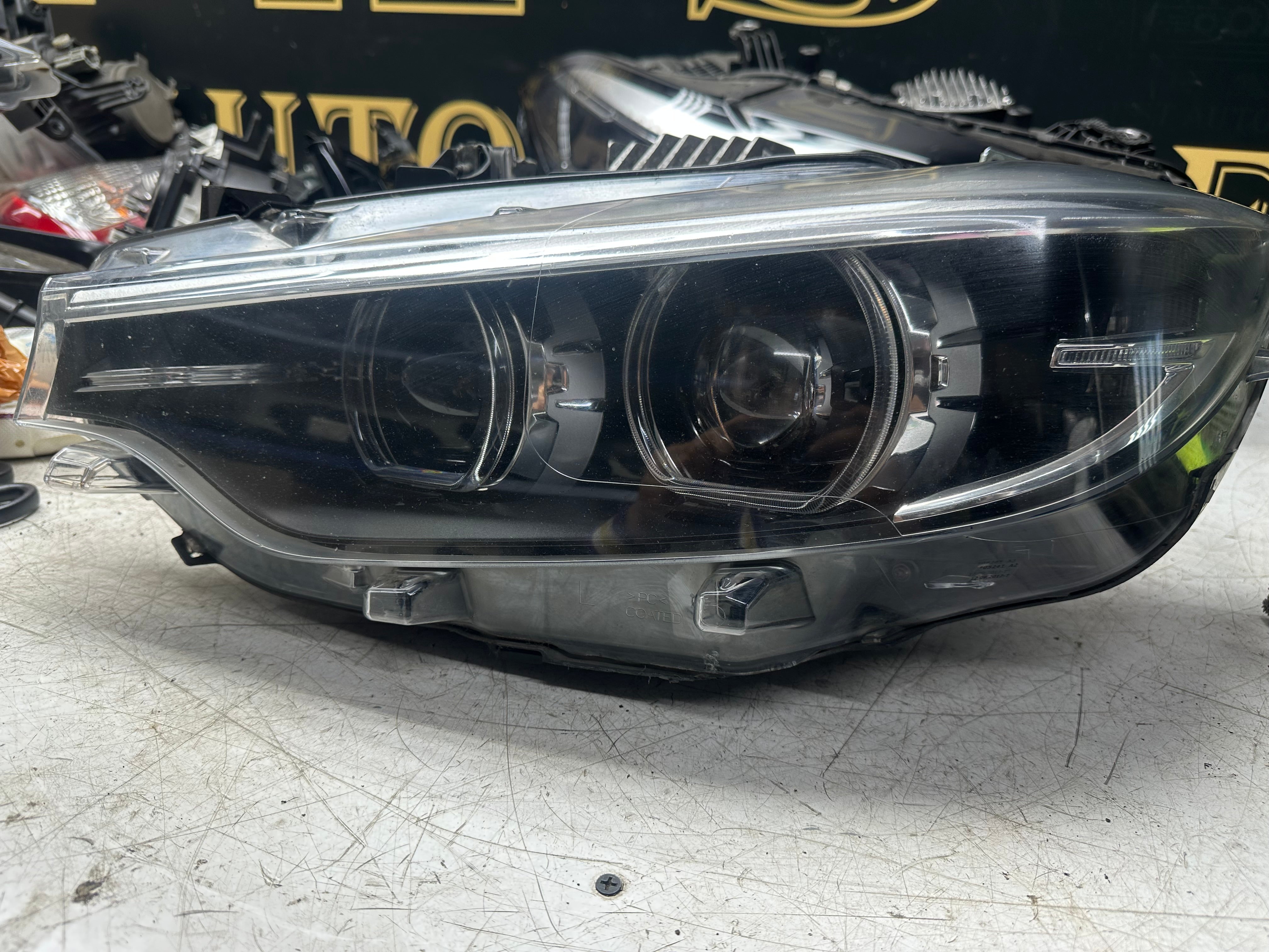 BMW 4 Series F32/F33/F80/F82 Passenger Headlight Full LED 7498915-01  17-20