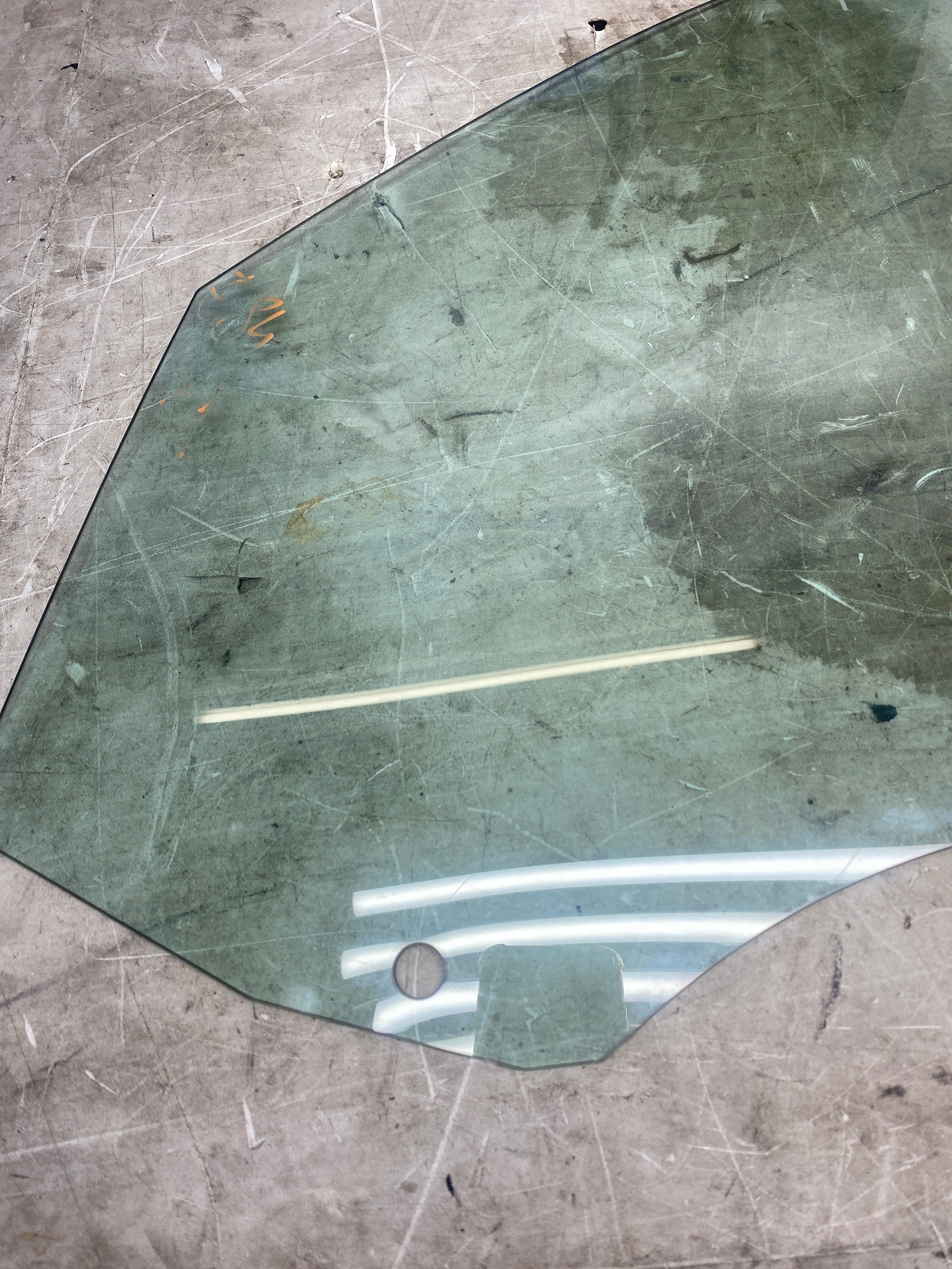 BMW X1 E84 Front Passenger Side Window Glass 2009–2015