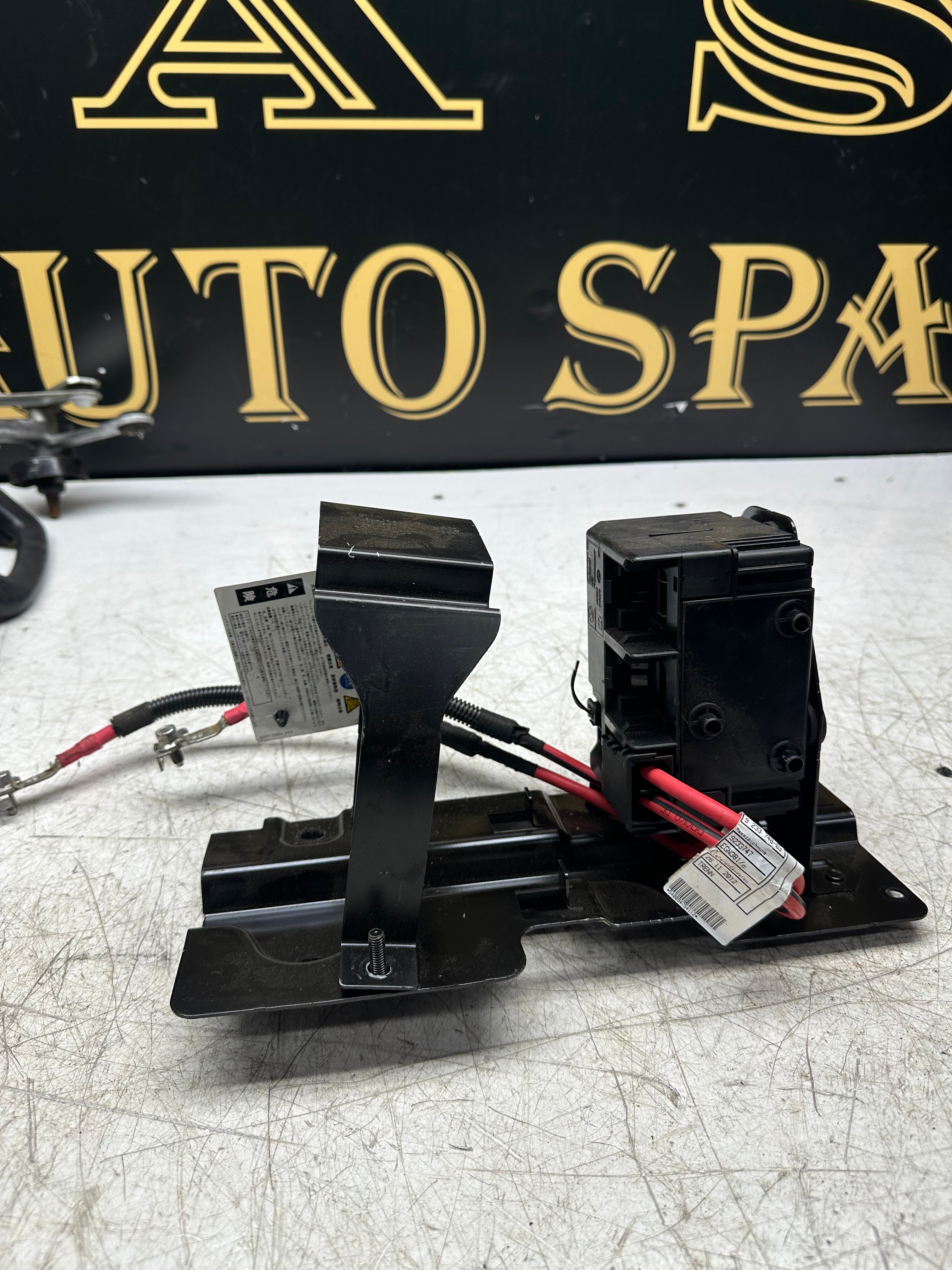 BMW 7 Series G11 G12 Fuse Box Set (920198003)