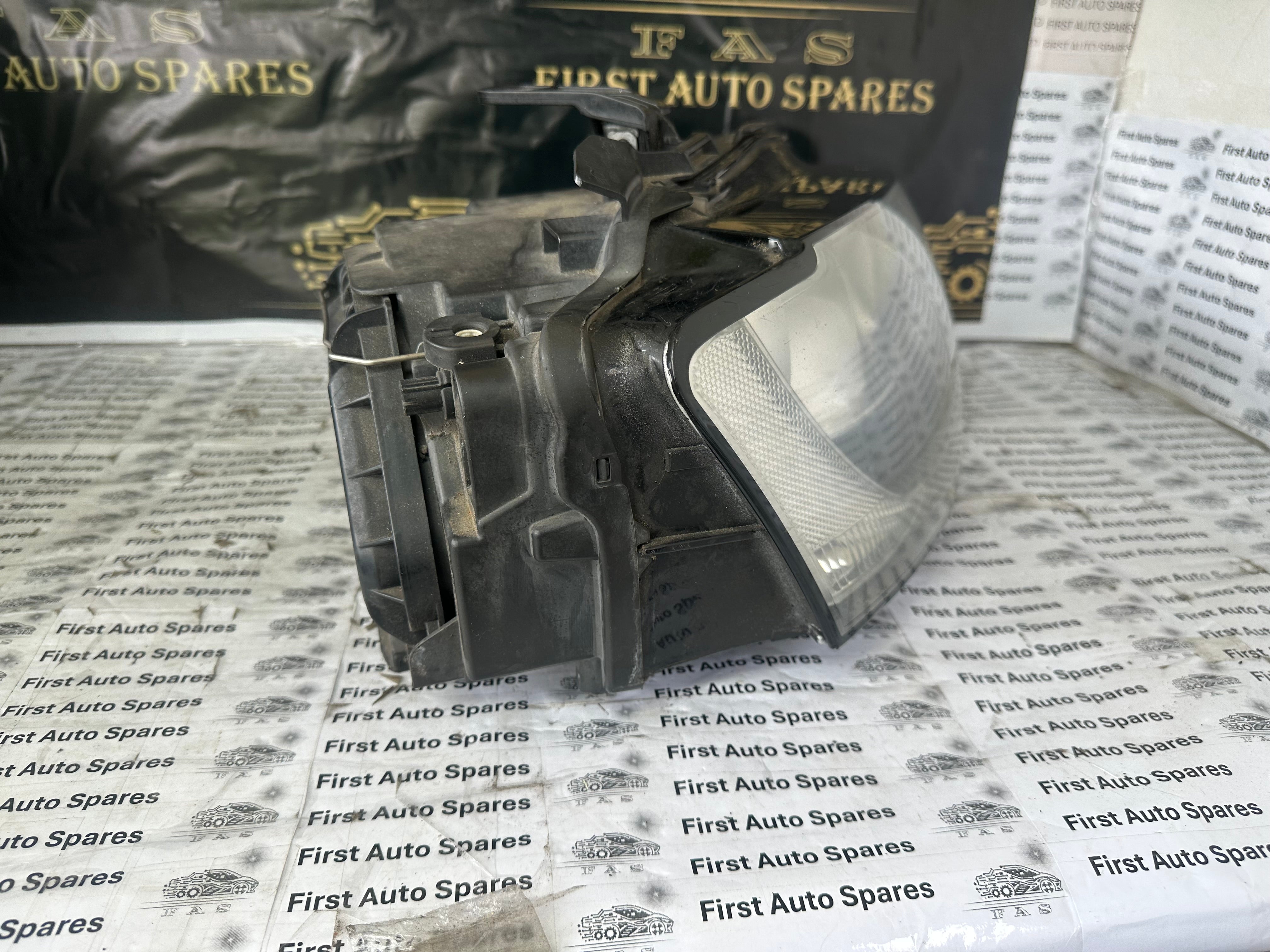 Audi A5 2010 Right Headlight (8T0941004AB)