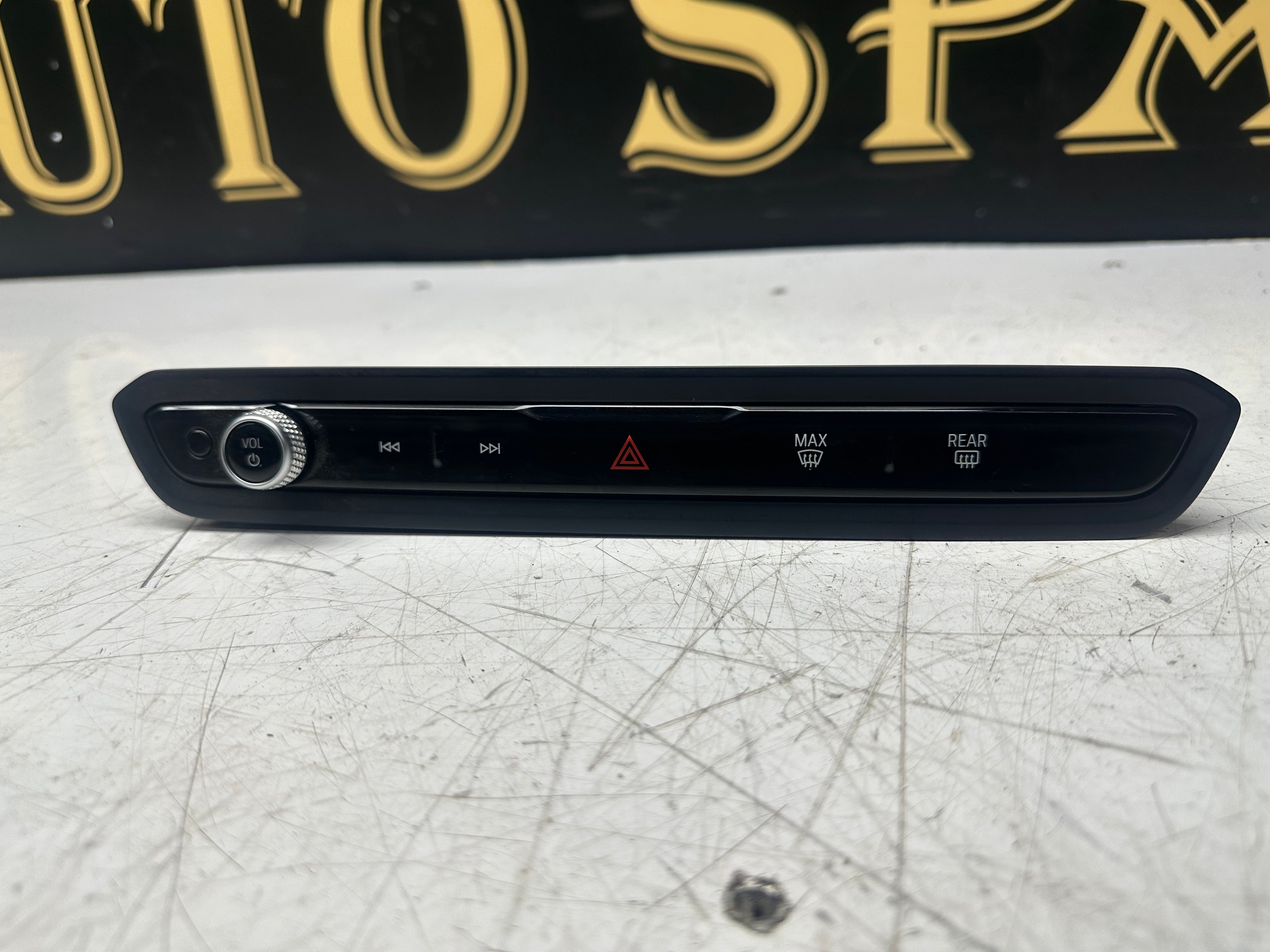 BMW 2024 G20 G21 G22 Air Conditioning Radio Audio Control Panel Hazard (5A63F19)