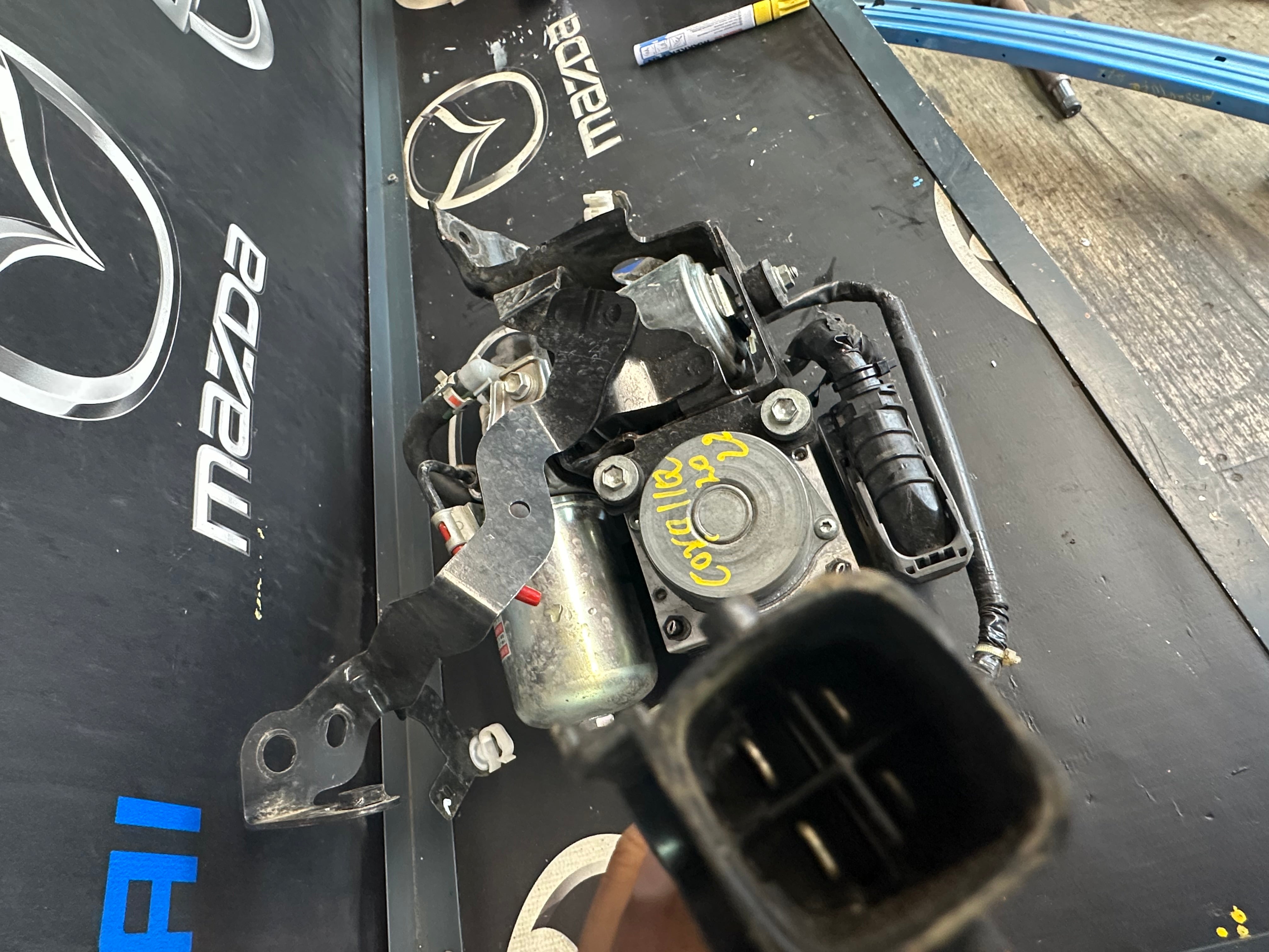 Toyota Corolla Hybrid Brake Booster with ABS (44510-12600, 47070-47080)