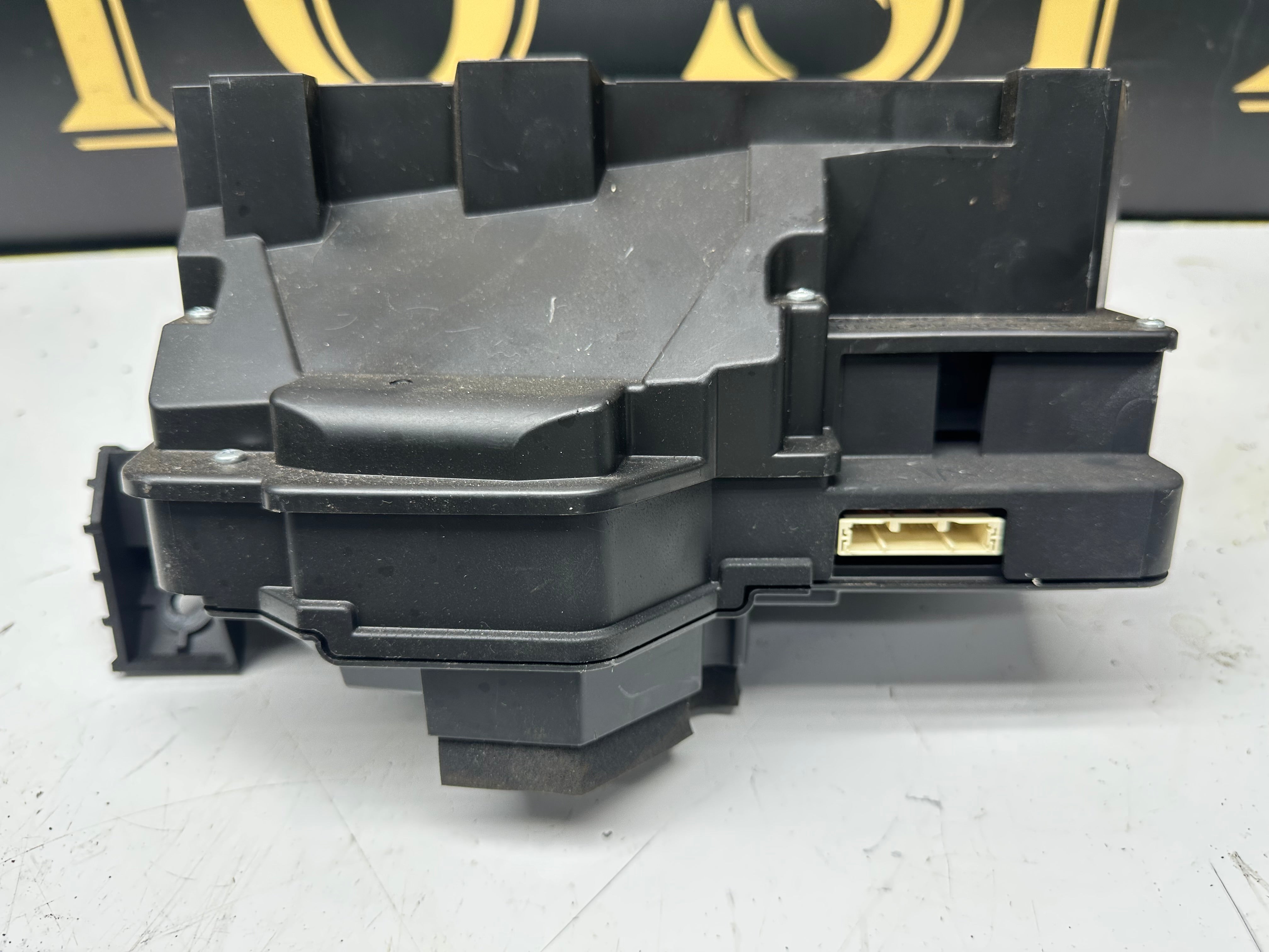 Toyota Corolla GR Sport 1.8 Hybrid 2019-2024 HUD Heads-Up Display (83108-02031)