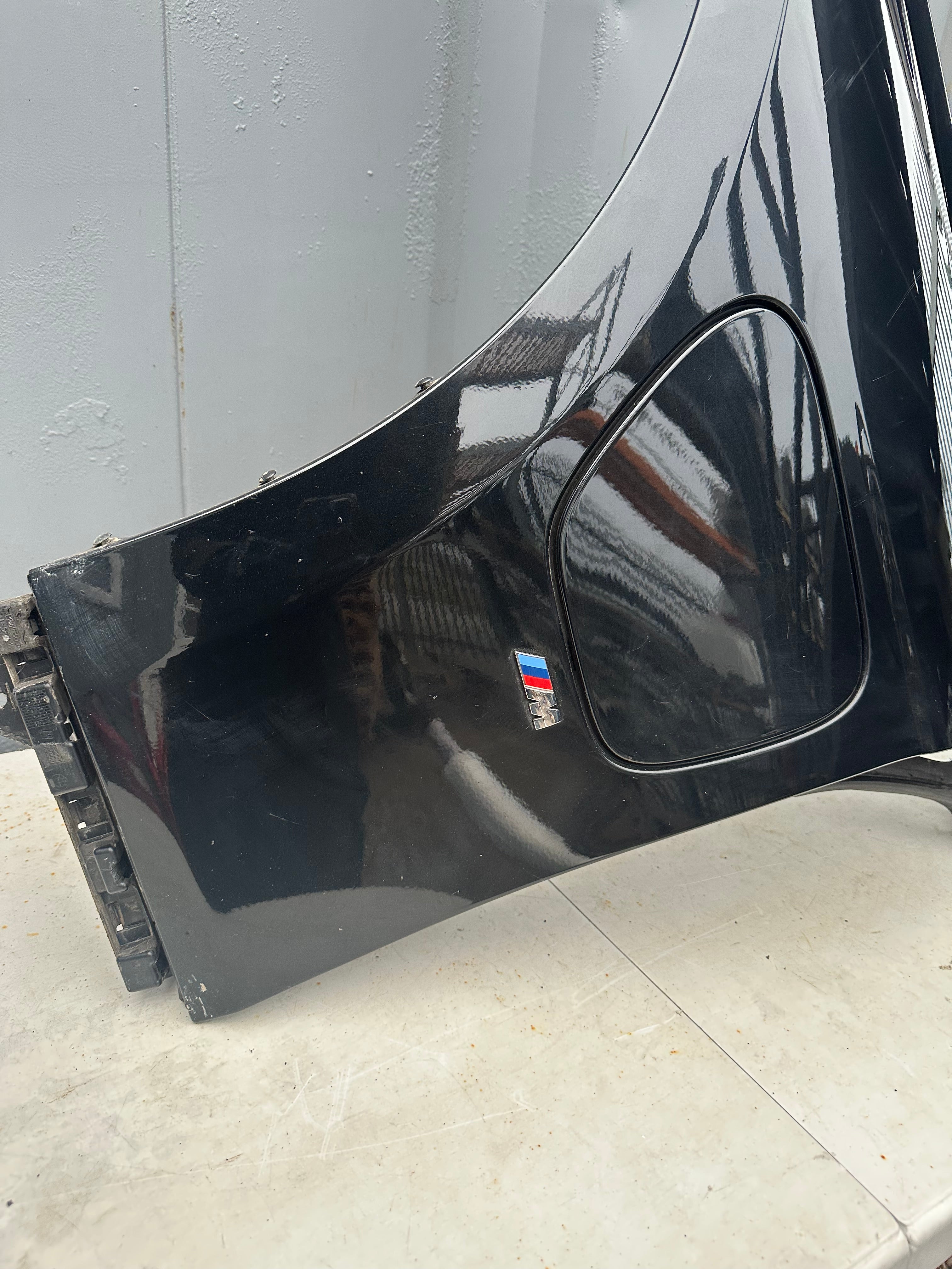 BMW 3 Series 2017 Hybrid Left Side Wing with Charging Flap