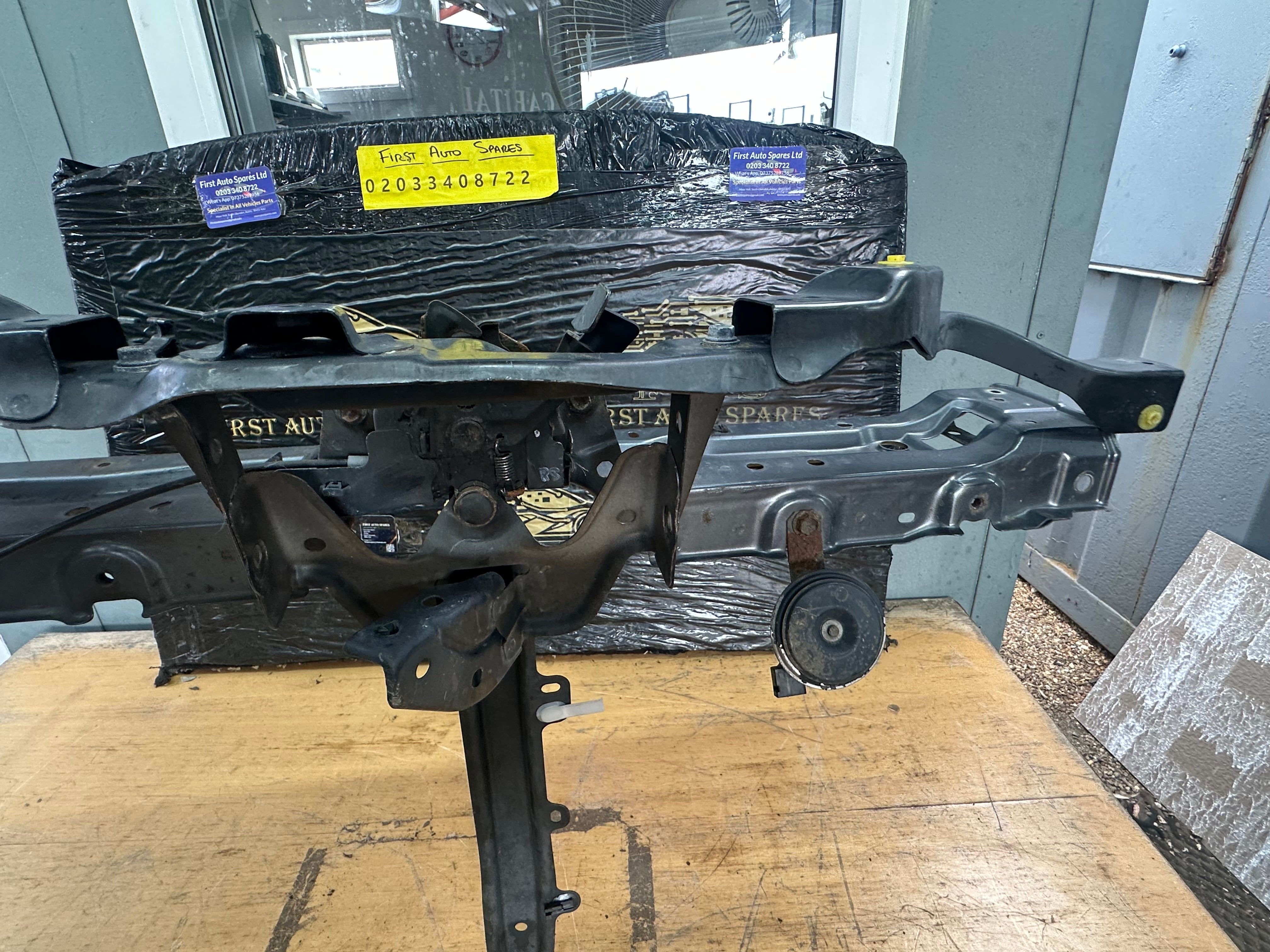 Toyota C-HR 2019 Front Top Slam Panel