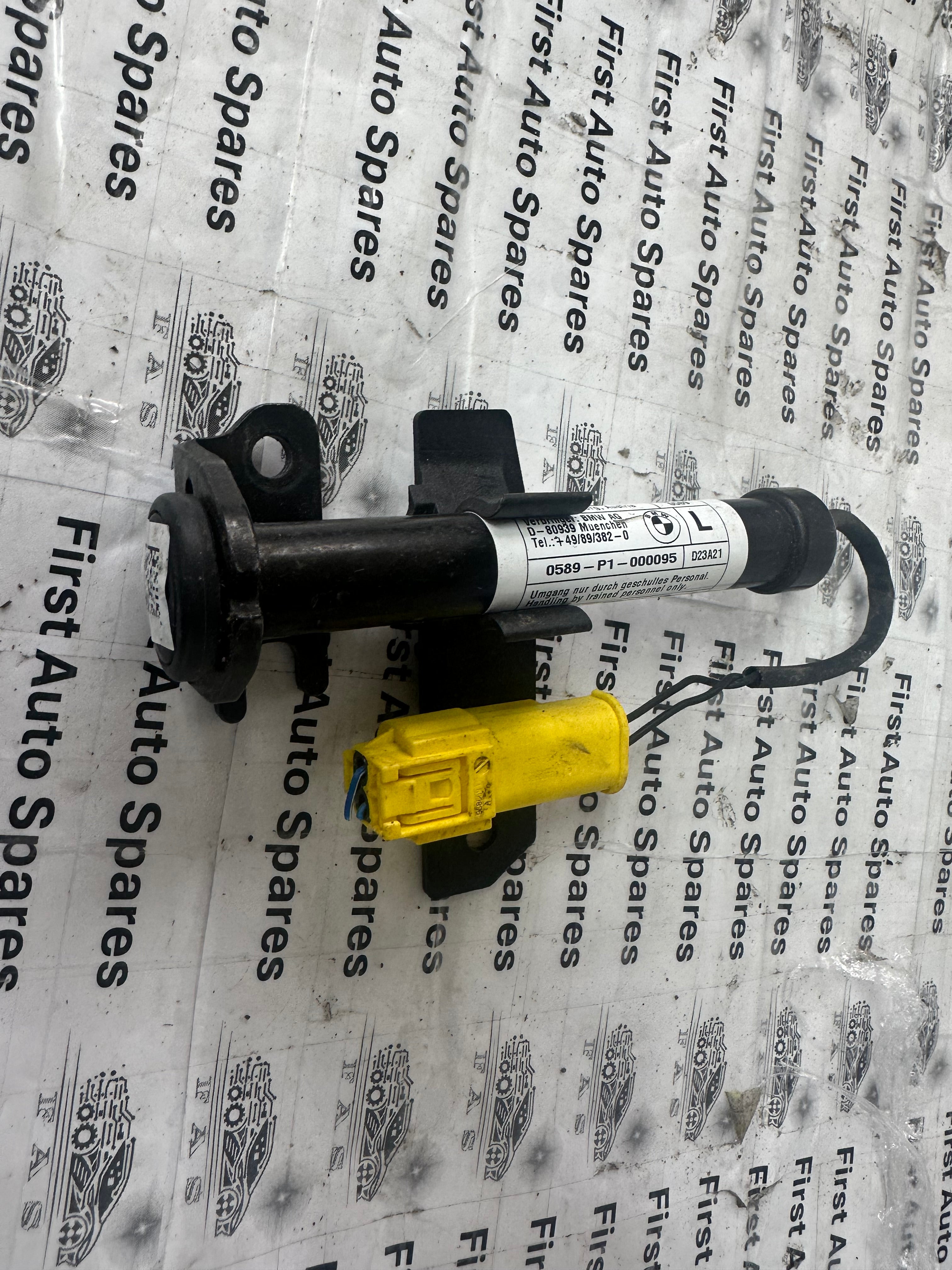 BMW 4 Series G22 G23 2020 Left Bonnet Actuator (0589-P1-000095)