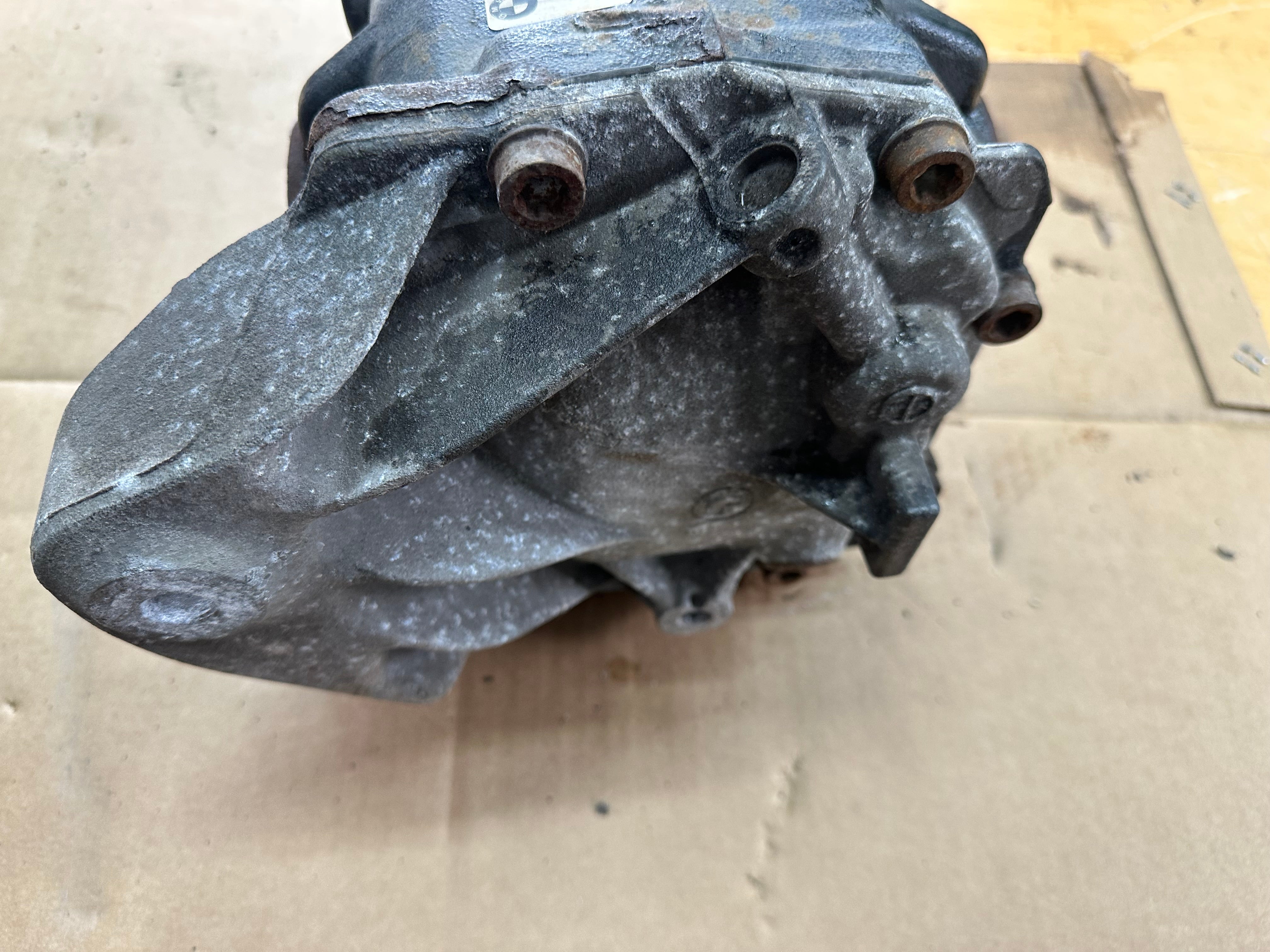 BMW 3 Series F30 F31 316D Rear Differential Diff Ratio 2:81 (7605589-02)
