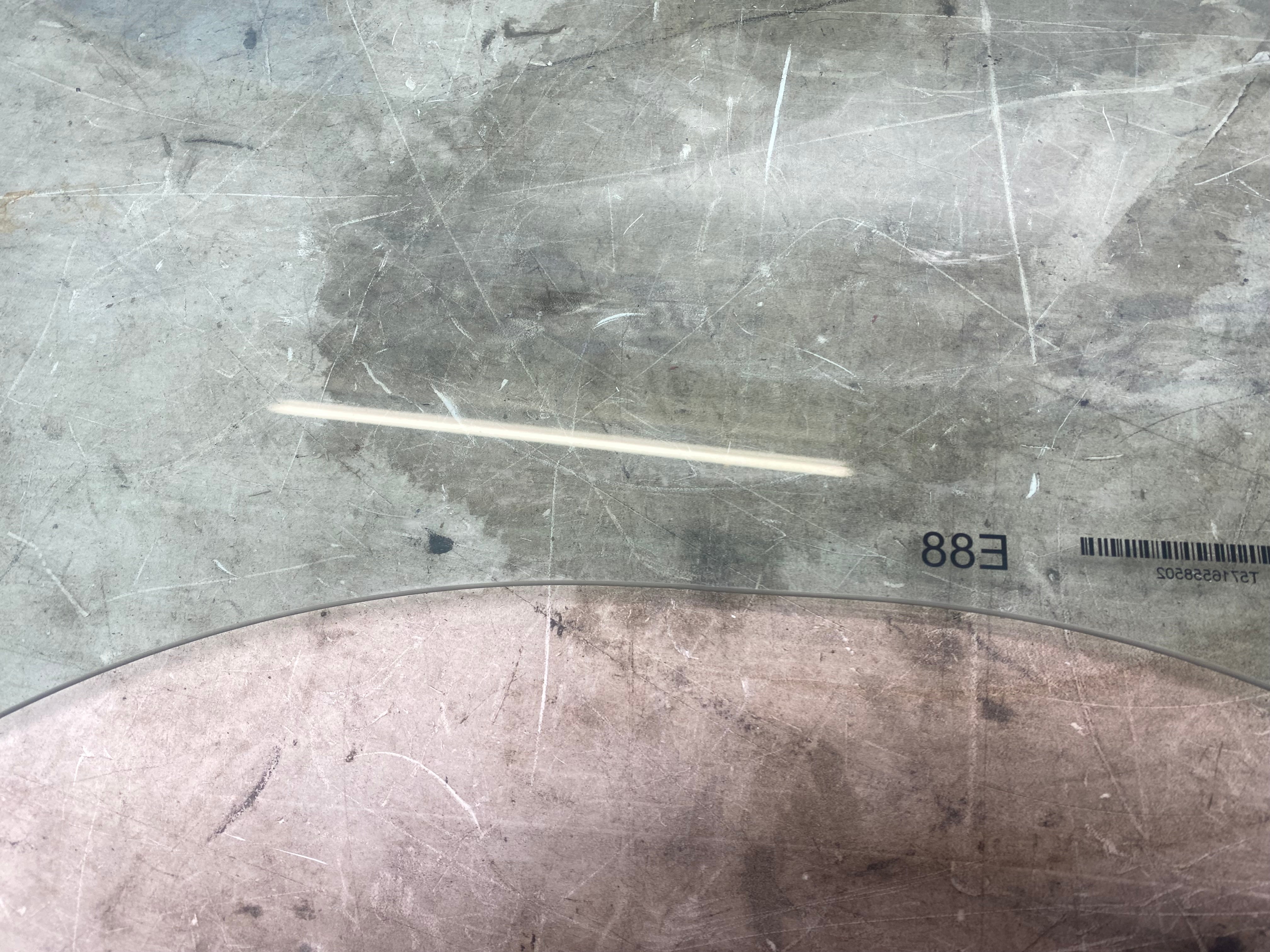 BMW 1 Series E88 Front Passenger Side Window Glass 2007–2013