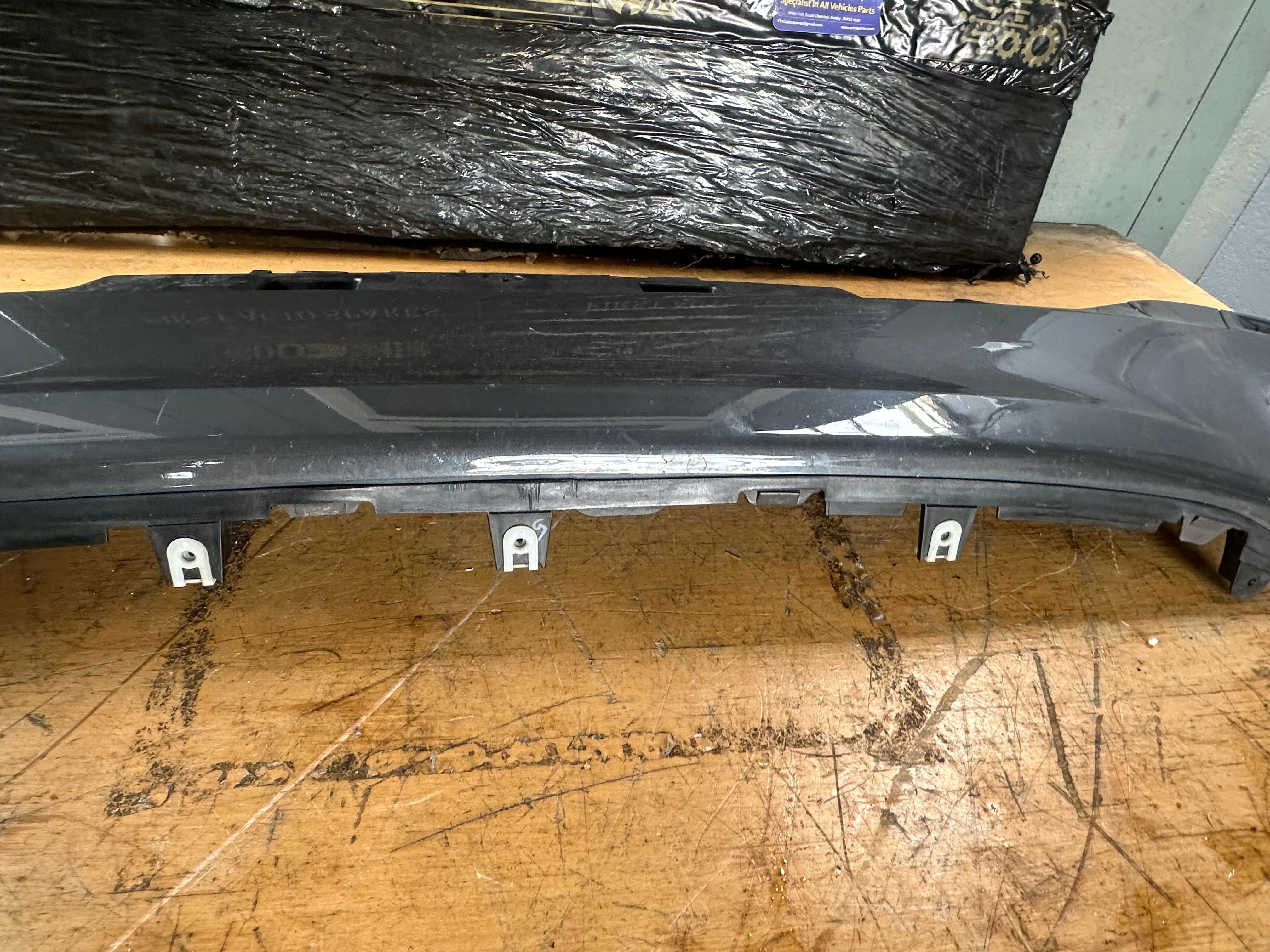 BMW 5 Series G30 M Rear Bumper Diffuser (51128064718) (8064718)