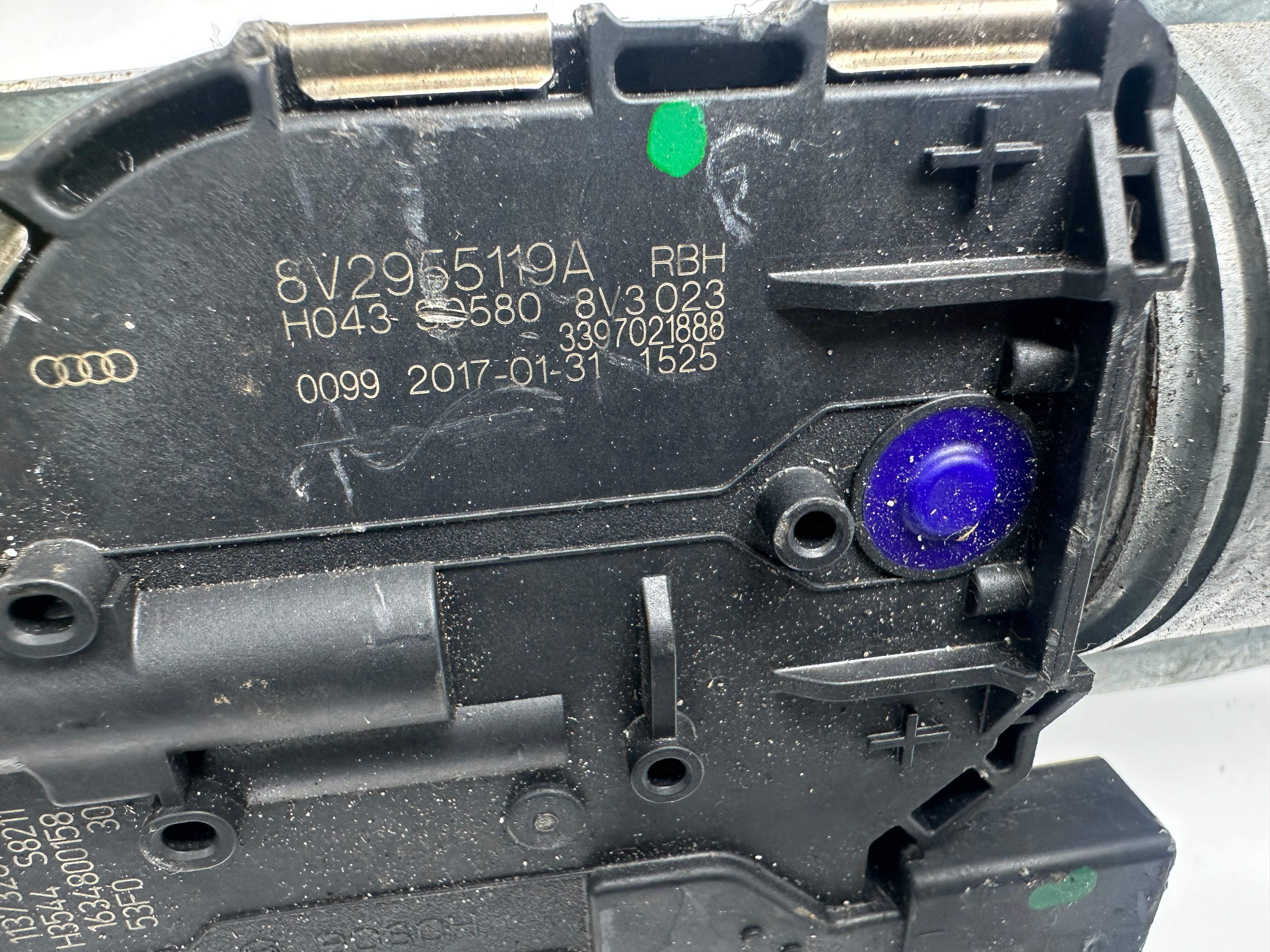 Audi A3 8V 2020 Front Windscreen Wiper Motor & Linkage (8V2955023D)