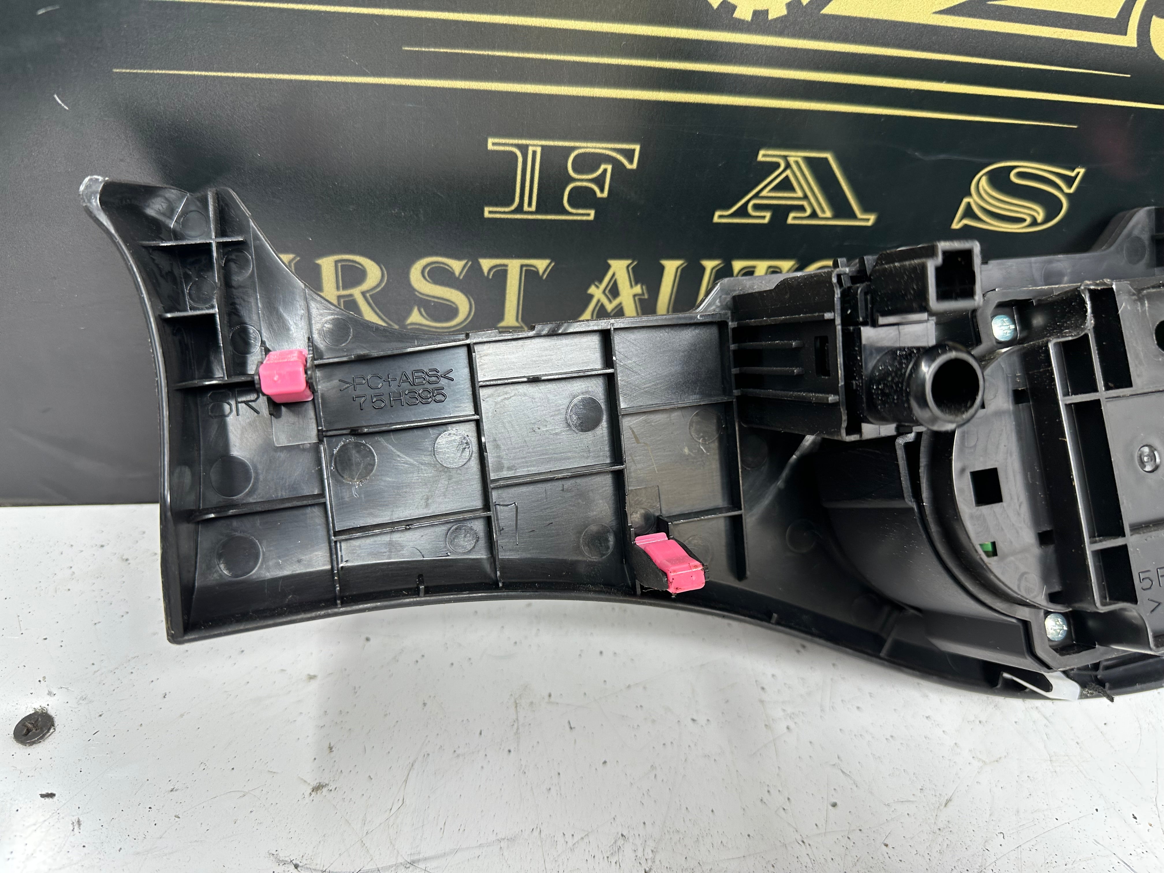 Toyota Yaris 2017 A/C Heater Climate Control (55900-OD820)