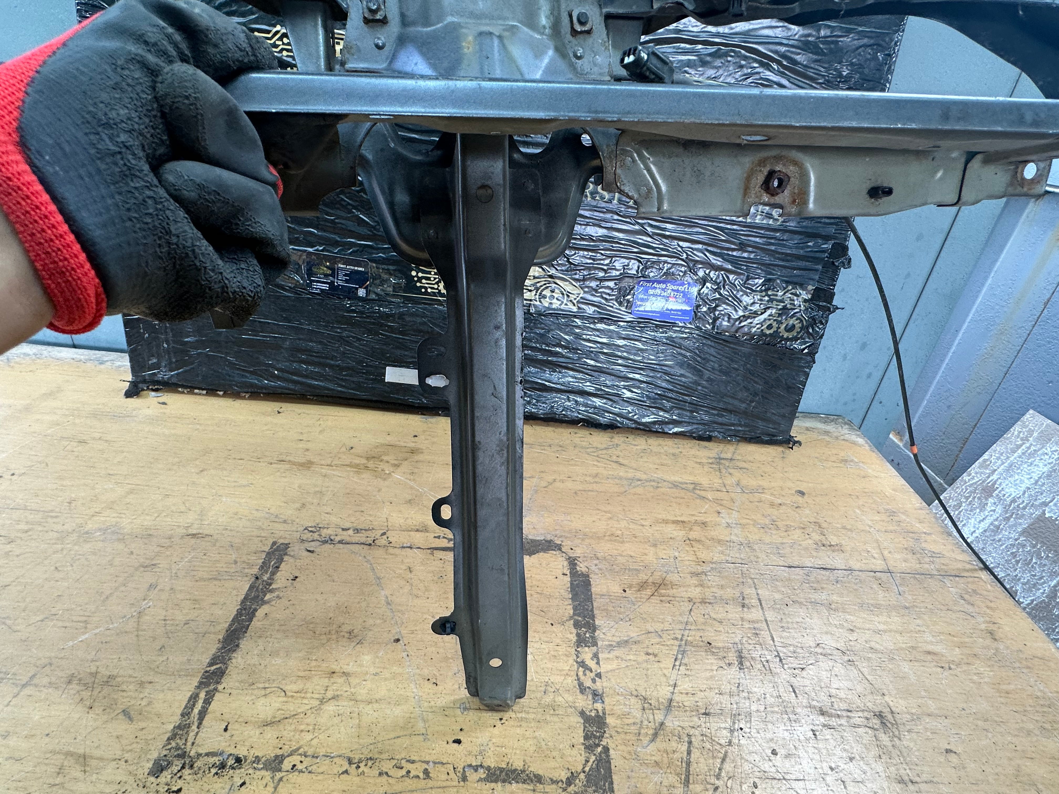 Toyota C-HR 2019 Front Top Slam Panel