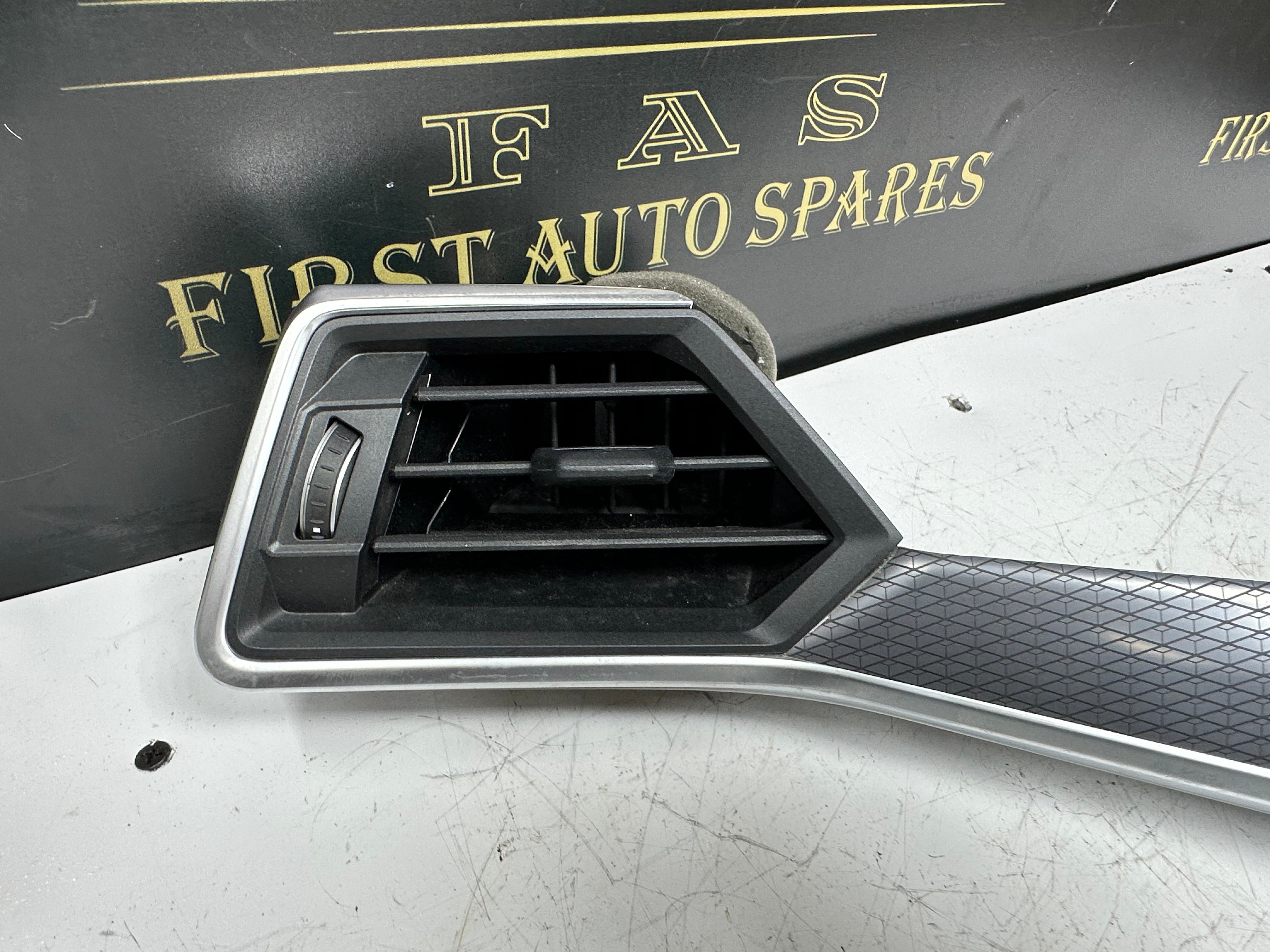 BMW 3 G20 G21 2023-24 Dashboard Glove Box Trim (9P962571809) (3036875)