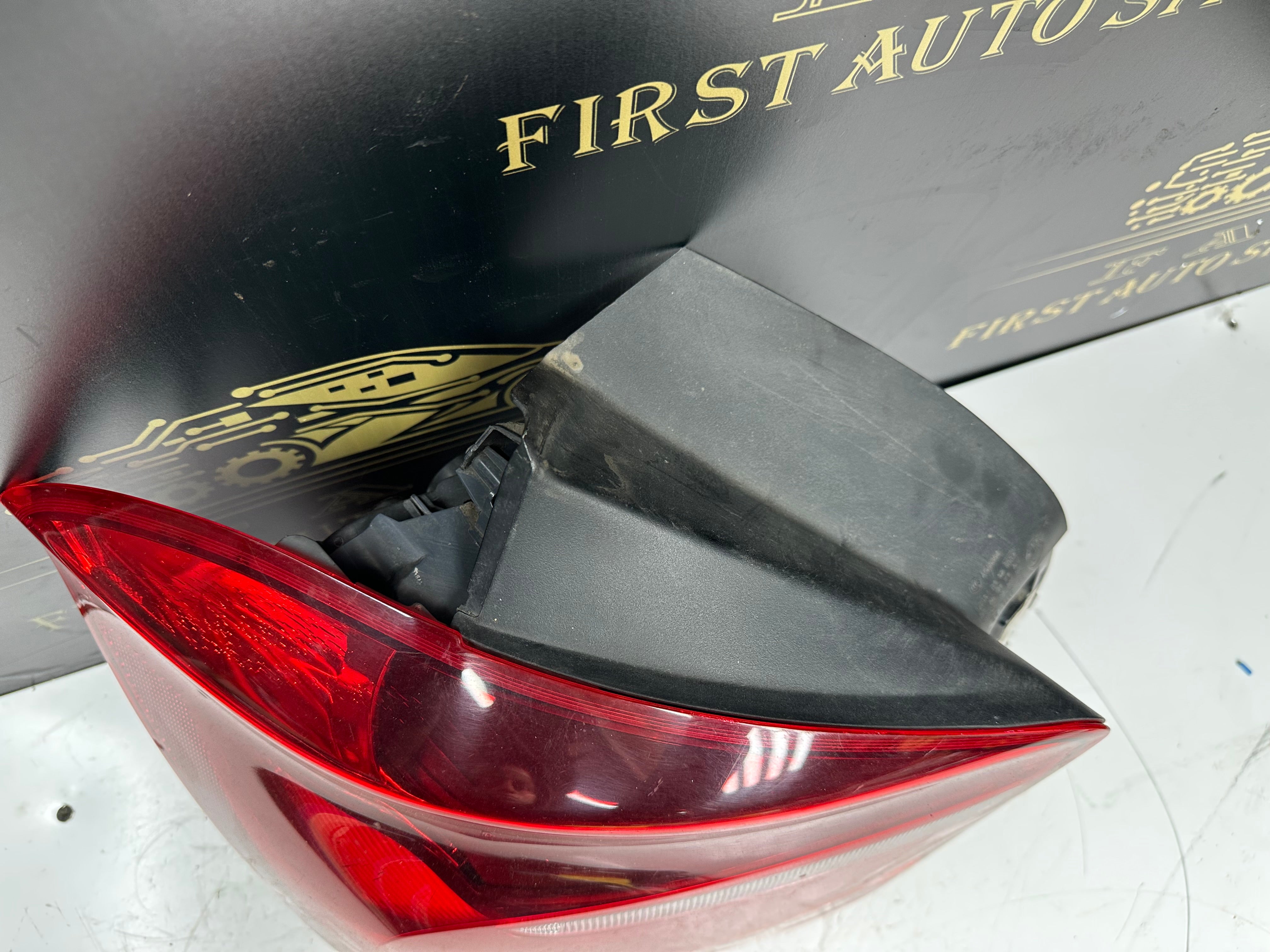 BMW 1 Series LED Rear Left Light Brake (63.217270097-06)
