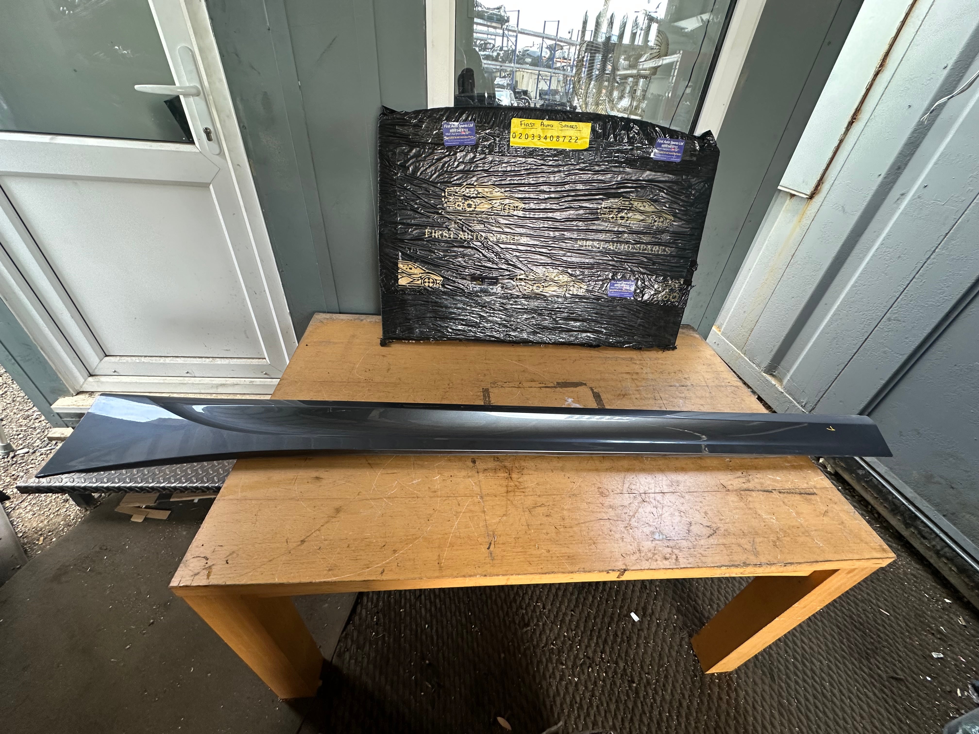 BMW 1 Series F20 M Sport Left Passenger Side Squirt (Washer Jet)