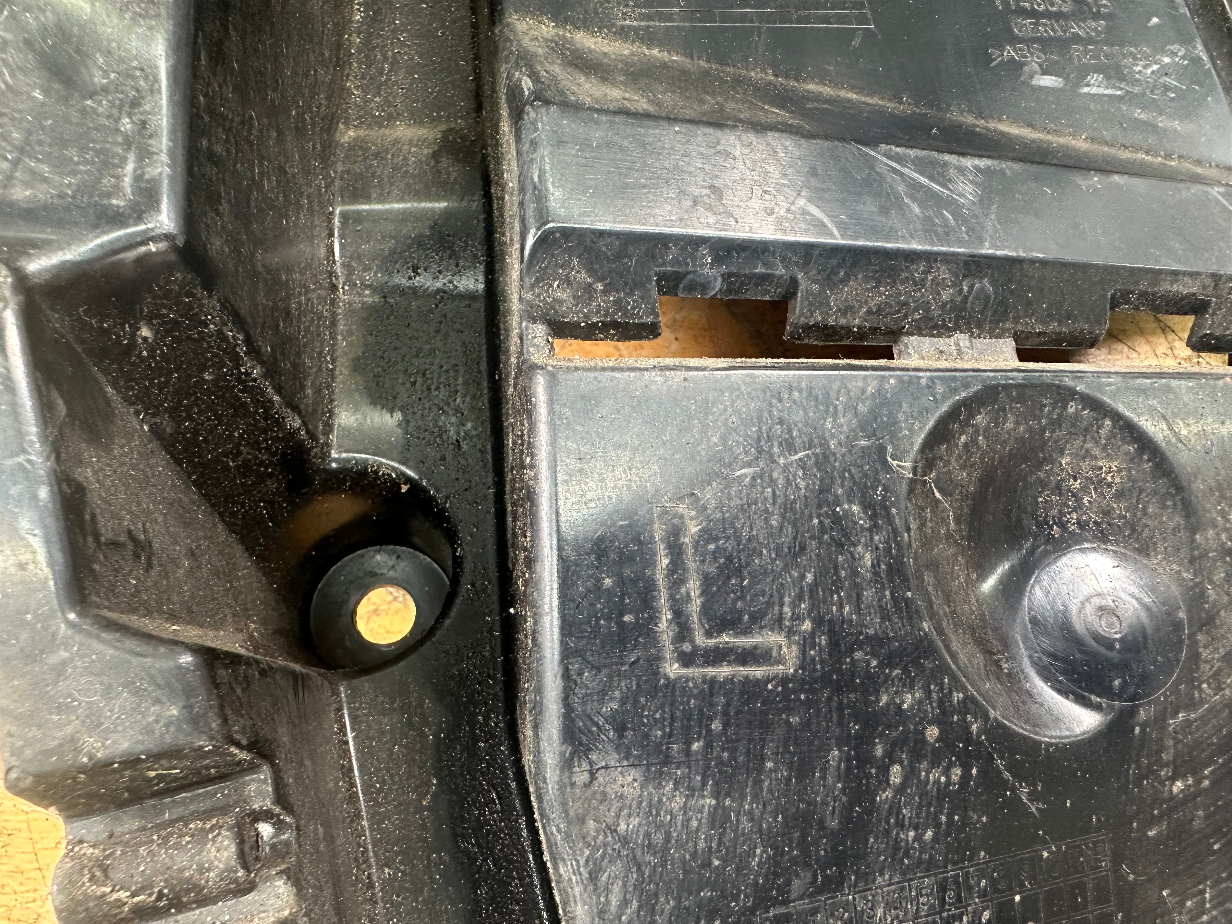 BMW 6 Series F06 F12 F13 Rear Bumper Bracket Left Passenger Side (7223165)