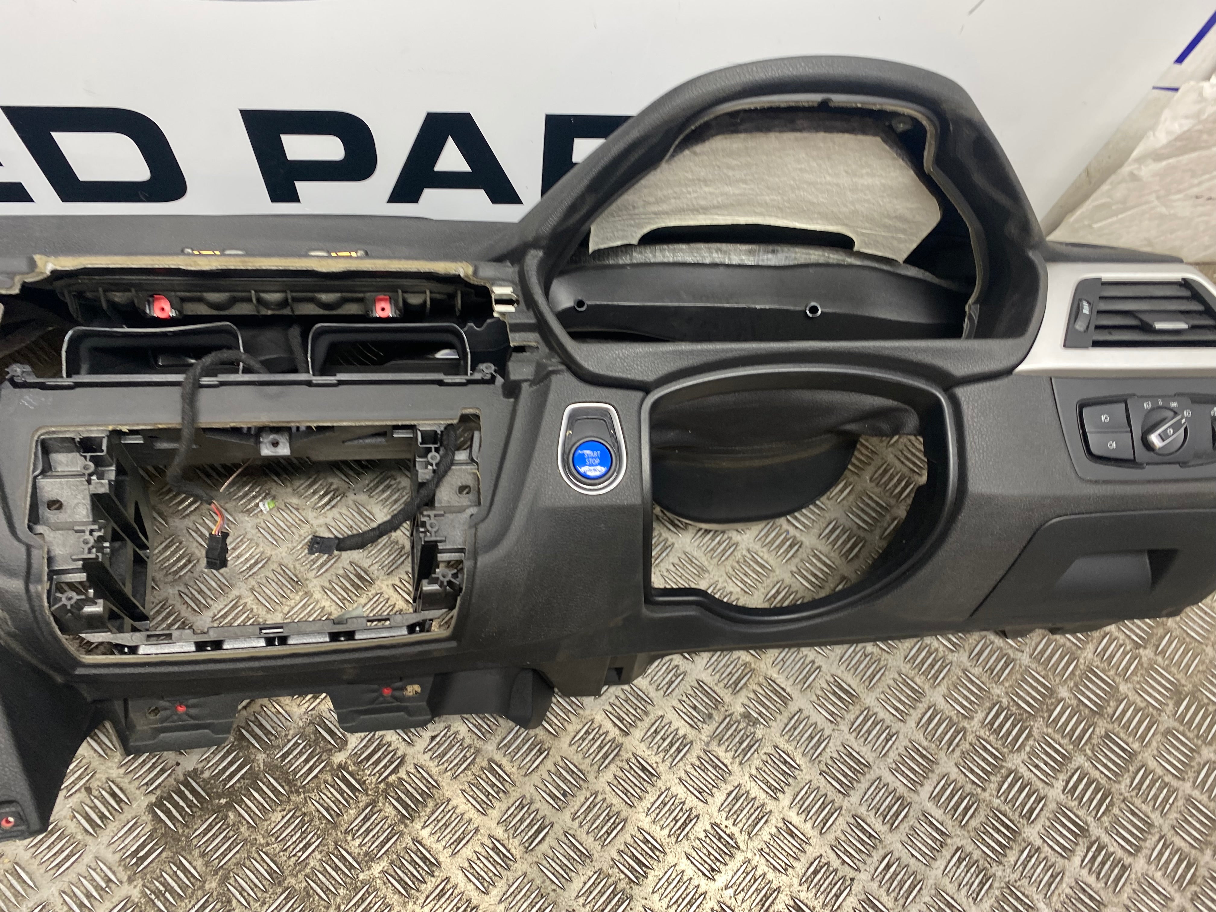 BMW 3 Series F30 Harman Kardon Complete Dashboard – 2012–2019
